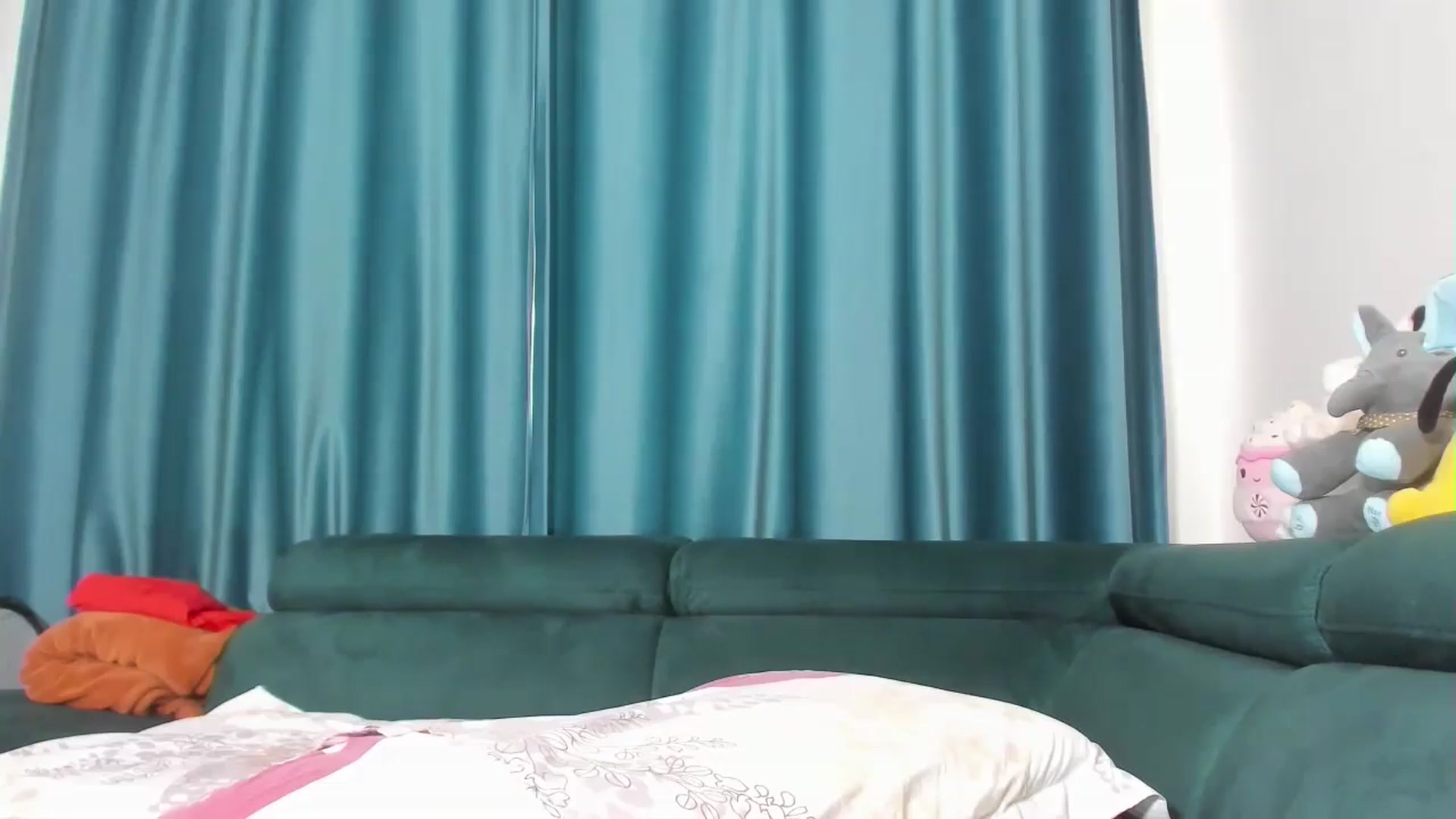 Gallery image thumbnail from Sweet__Alexa's myfreecams stream on, 04/13/2026, 13:01 image 14 of 20