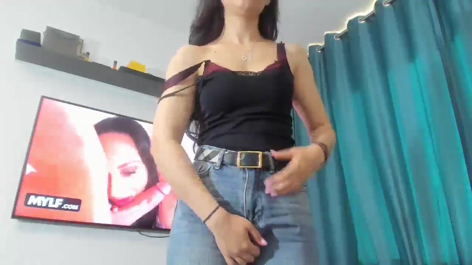 Gallery image thumbnail from Sweet__Alexa's myfreecams stream on, 04/15/2026, 15:53 image 9 of 20