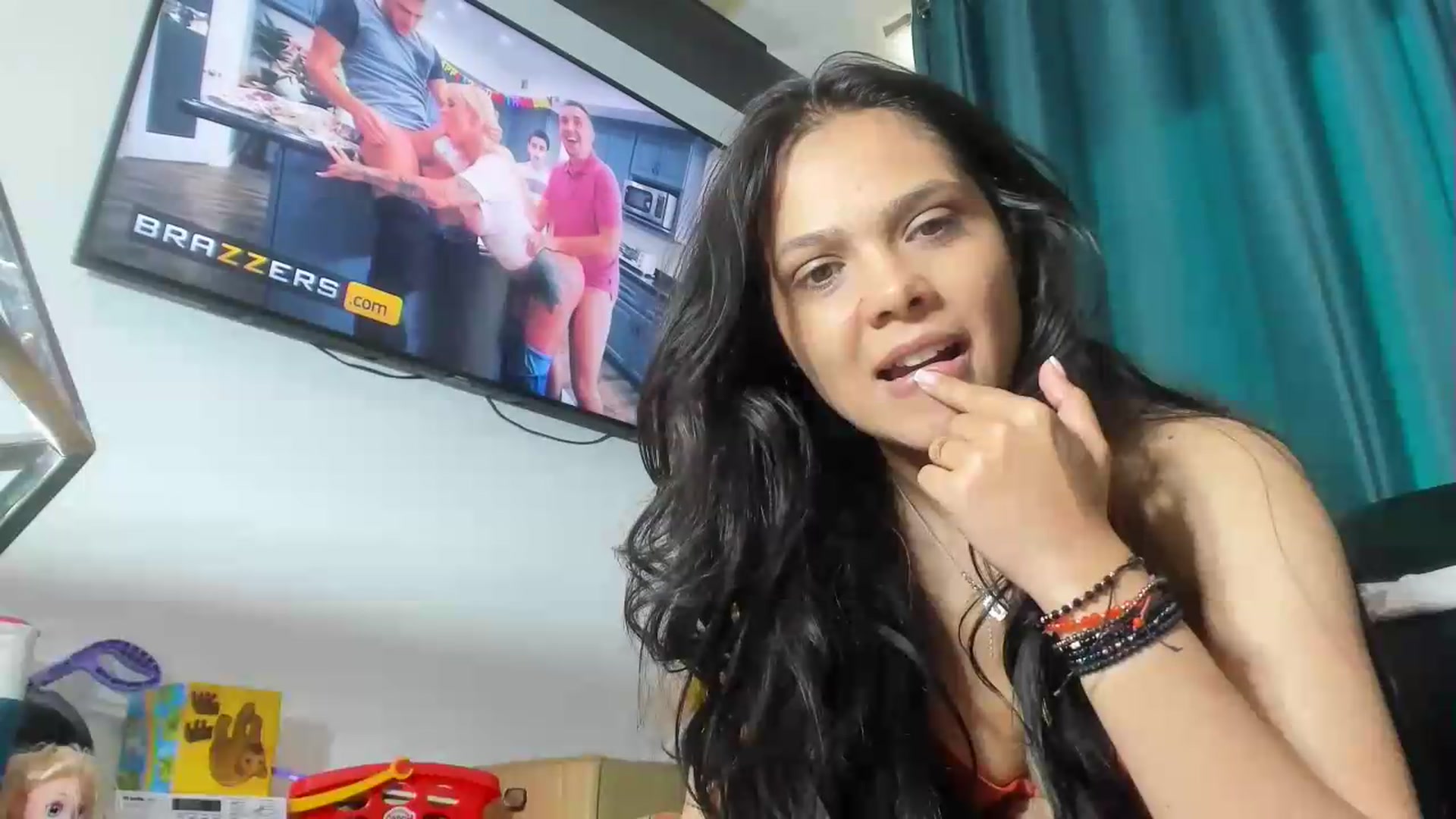 Gallery image thumbnail from Sweet__Alexa's myfreecams stream on, 05/12/2026, 14:57 image 14 of 20