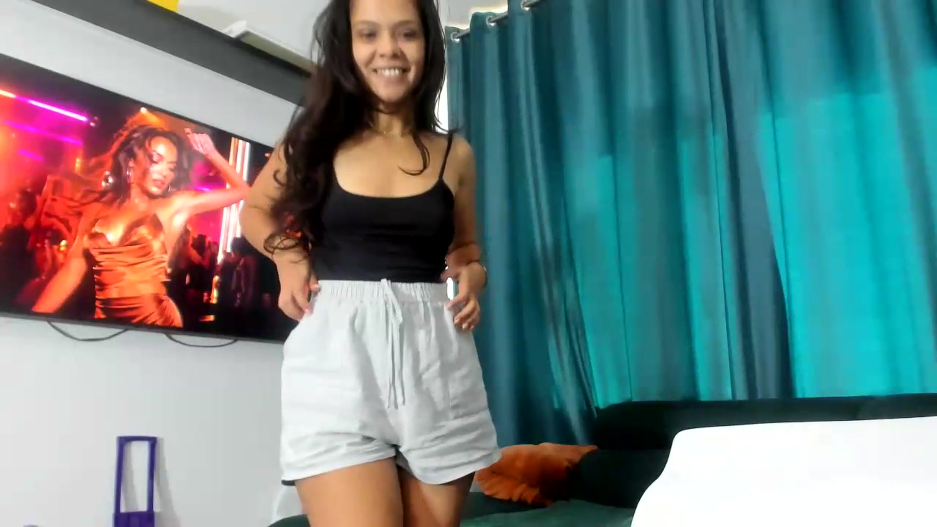 Gallery image thumbnail from Sweet__Alexa's myfreecams stream on, 08/22/2026, 14:08 image 12 of 20