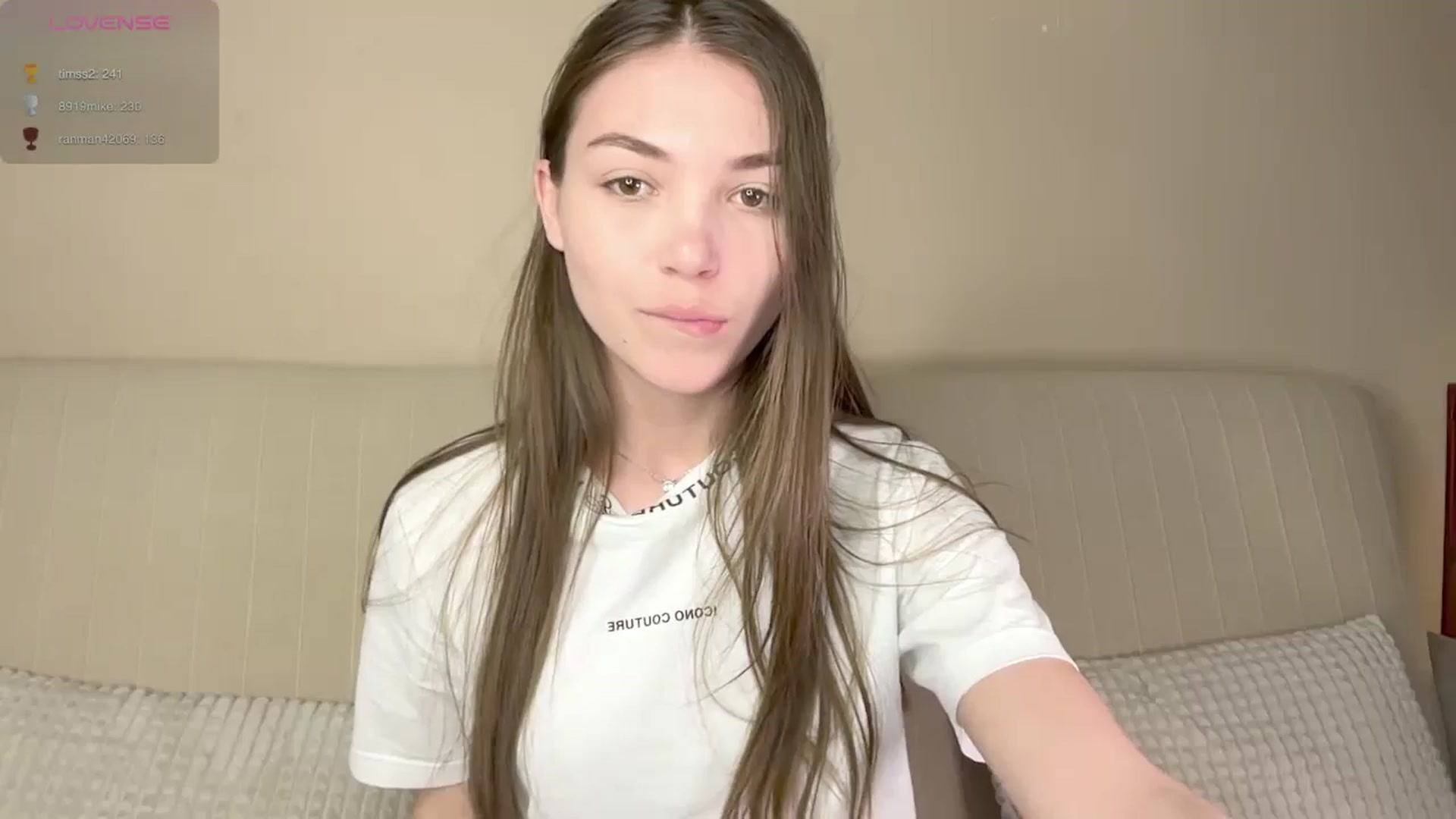 Gallery image thumbnail from Sweet__Alinka's myfreecams stream on, 05/17/2024, 18:29 image 19 of 20