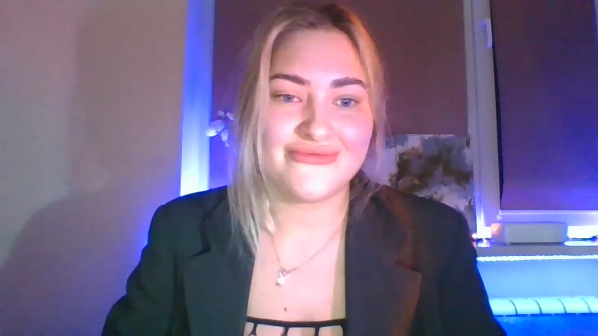 Gallery image thumbnail from Sweet__Doll__'s myfreecams stream on, 11/24/2022, 22:19 image 6 of 20