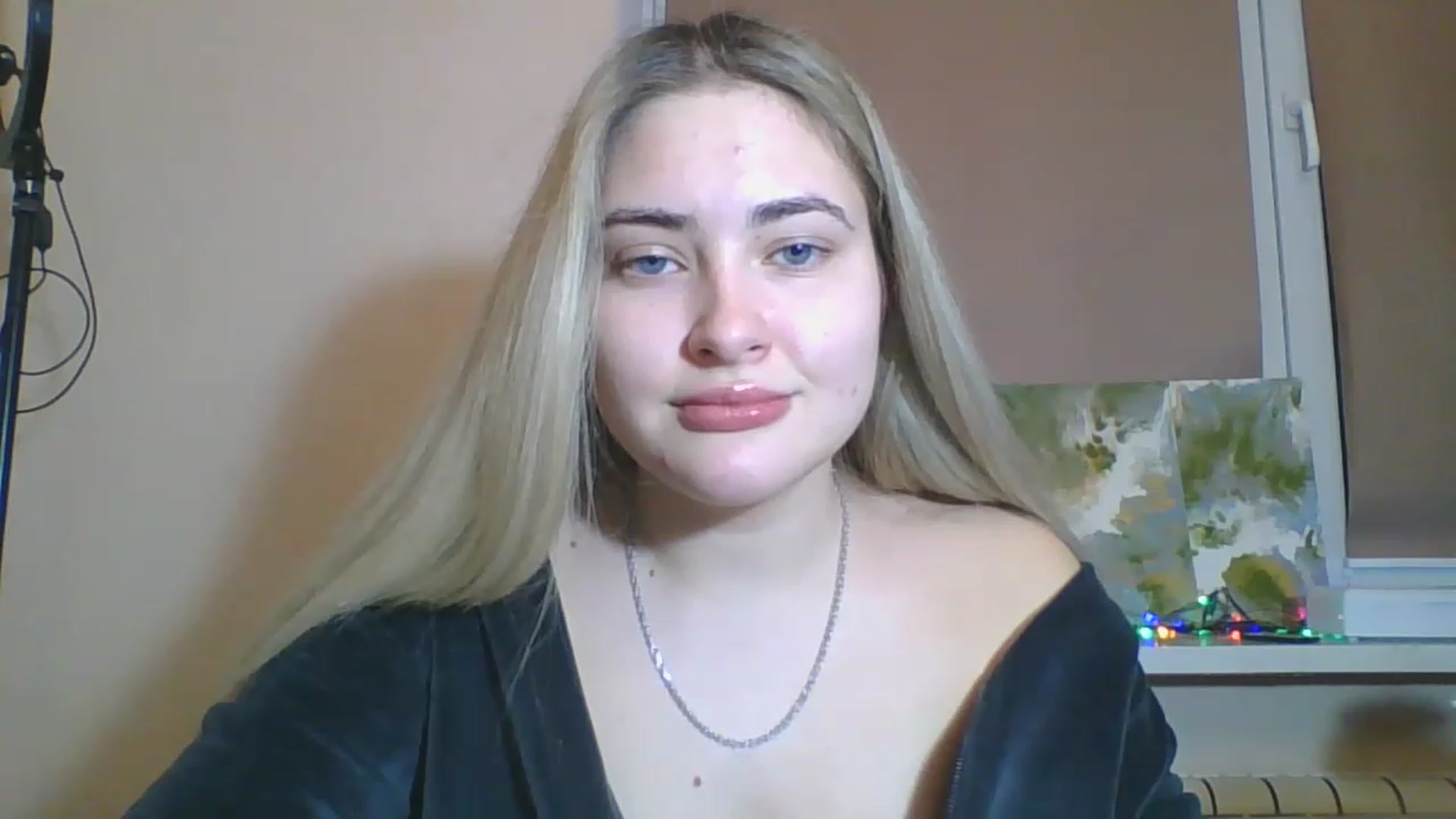 Gallery image thumbnail from Sweet__Doll__'s myfreecams stream on, 12/05/2022, 14:05 image 13 of 20