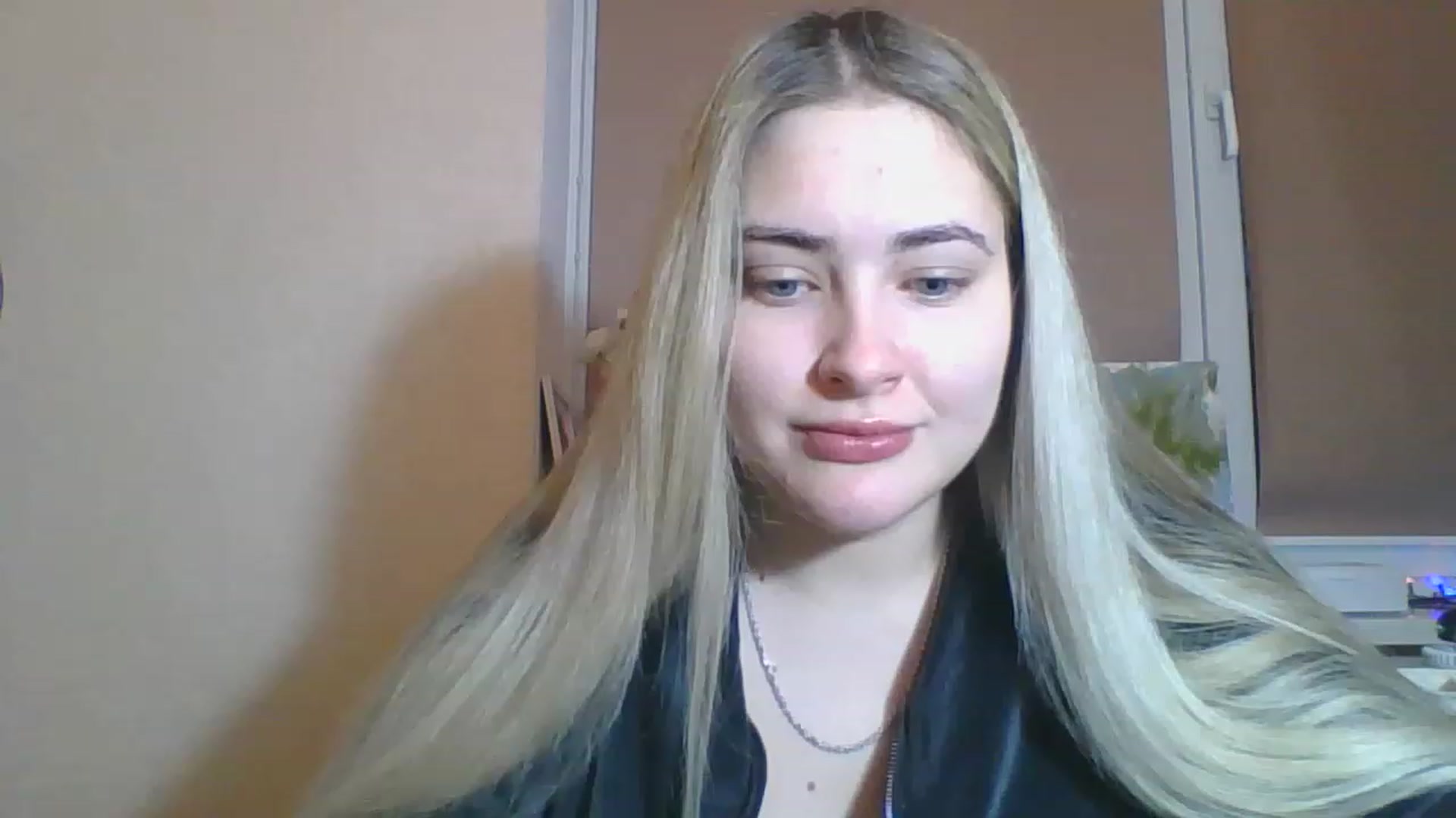 Gallery image thumbnail from Sweet__Doll__'s myfreecams stream on, 12/05/2022, 14:05 image 4 of 20