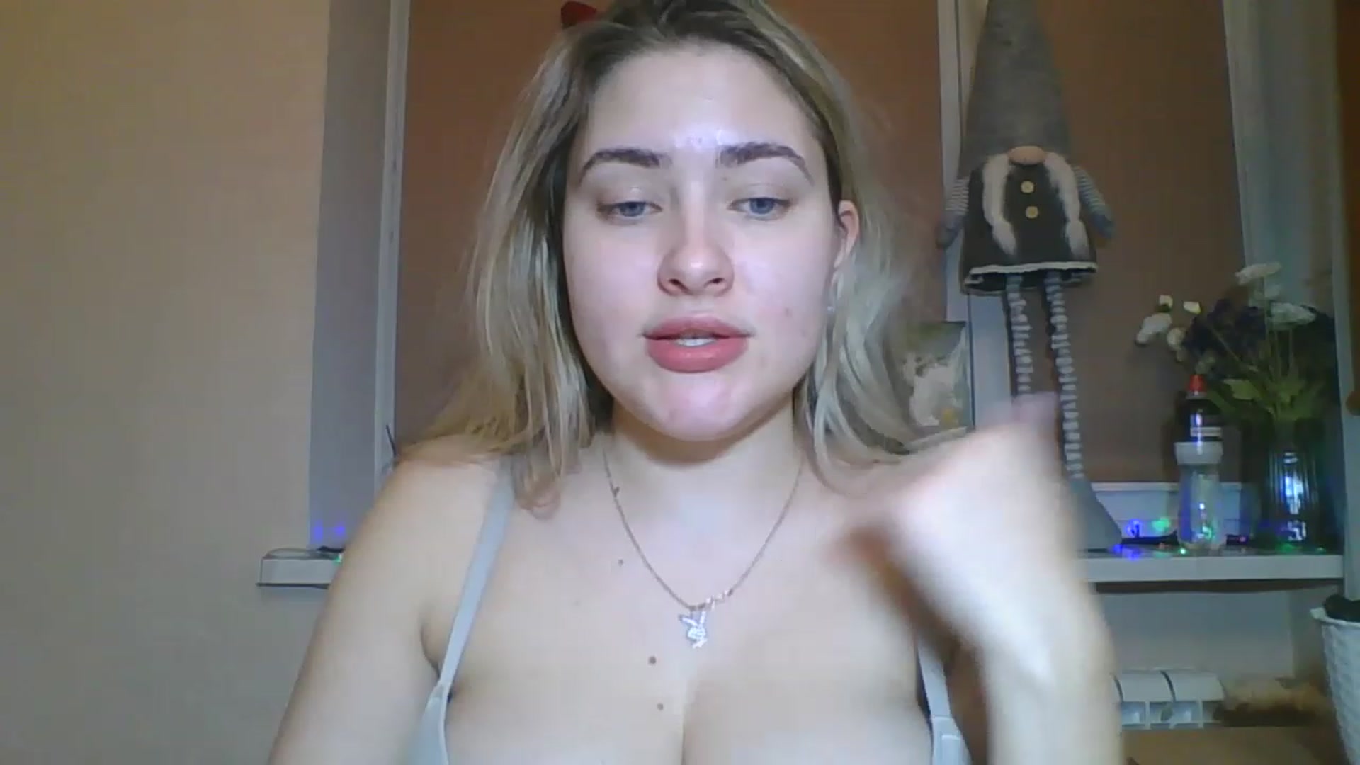 Gallery image thumbnail from Sweet__Doll__'s myfreecams stream on, 12/23/2022, 15:33 image 18 of 20