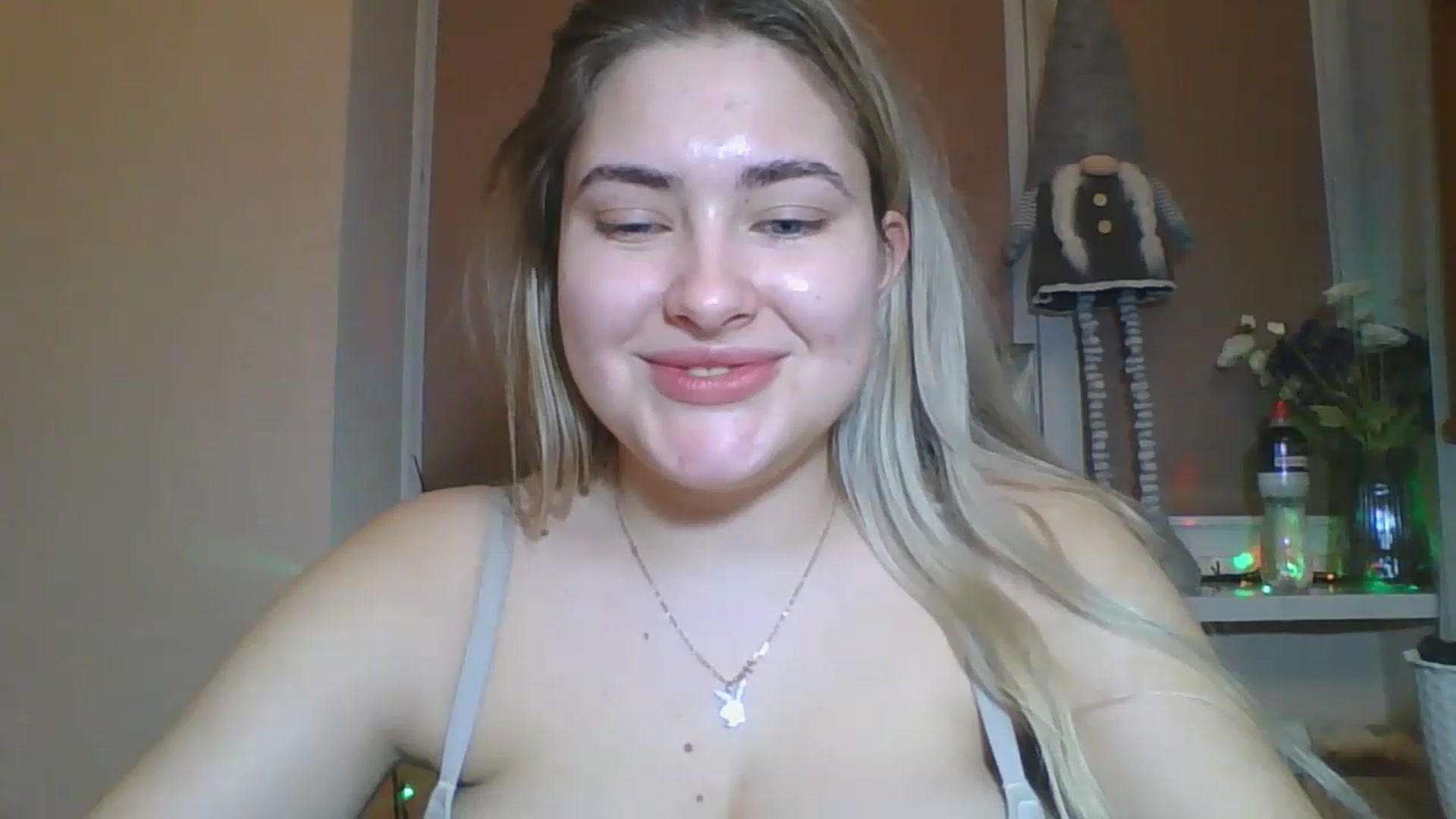 Gallery image thumbnail from Sweet__Doll__'s myfreecams stream on, 12/23/2022, 15:33 image 11 of 20