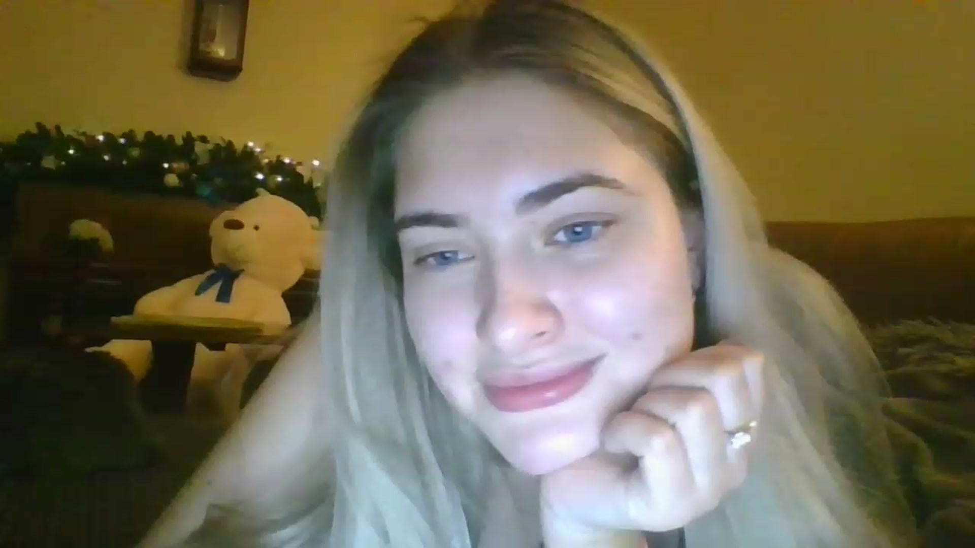 Gallery image thumbnail from Sweet__Doll__'s myfreecams stream on, 12/26/2022, 21:04 image 8 of 20