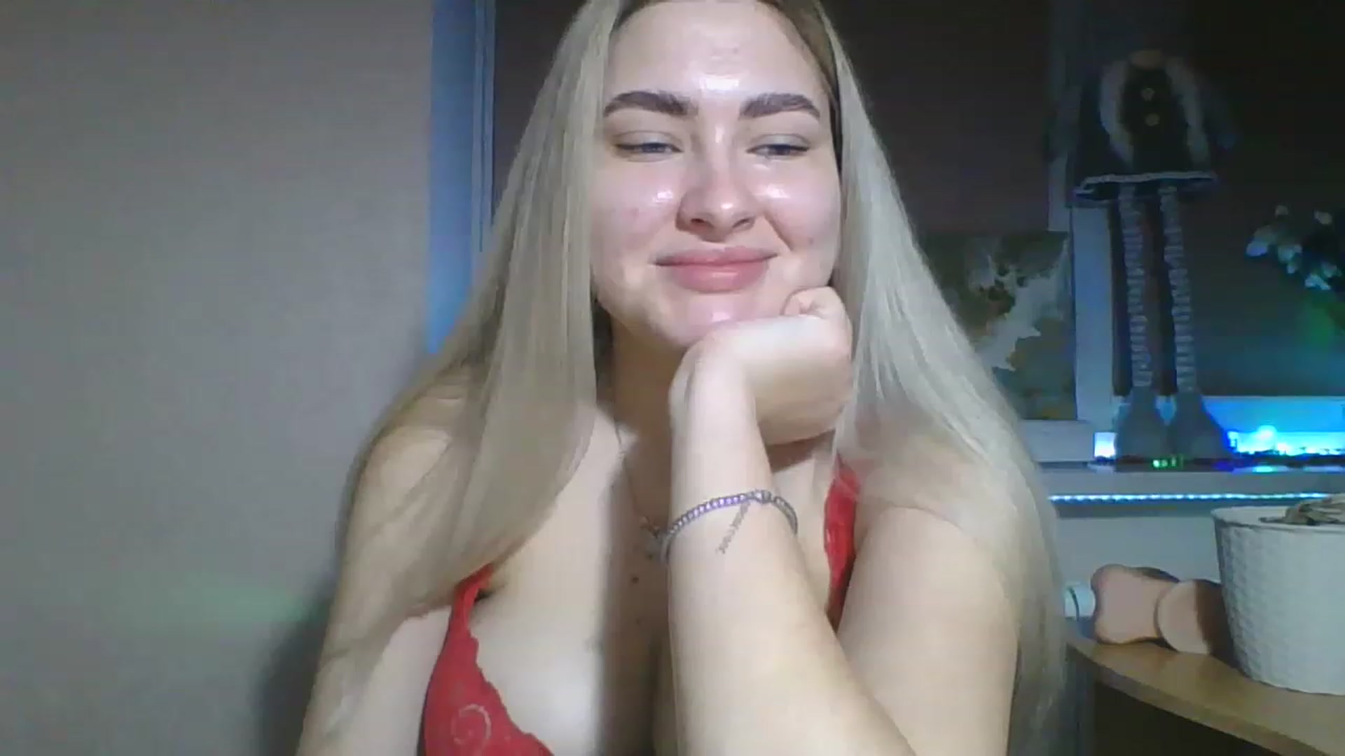 Gallery image thumbnail from Sweet__Doll__'s myfreecams stream on, 12/31/2022, 15:10 image 5 of 20