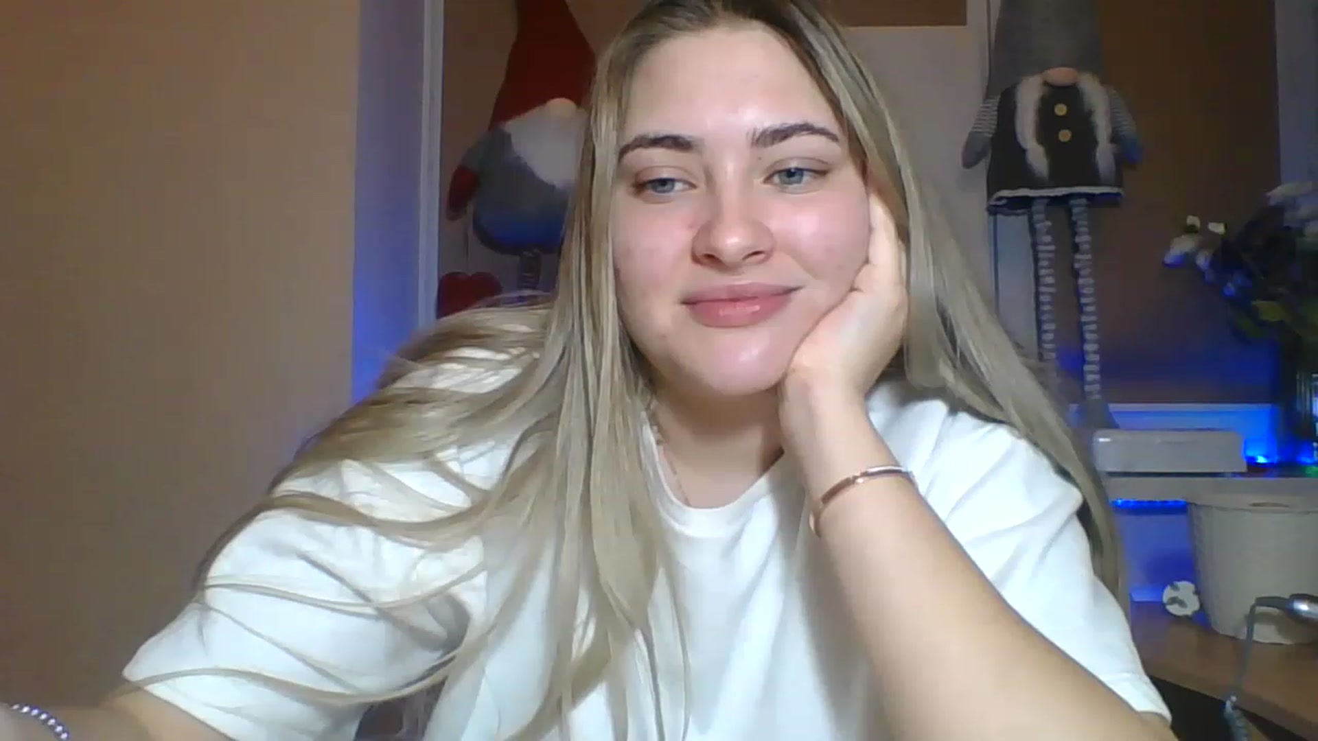 Gallery image thumbnail from Sweet__Doll__'s myfreecams stream on, 01/19/2023, 14:31 image 17 of 20