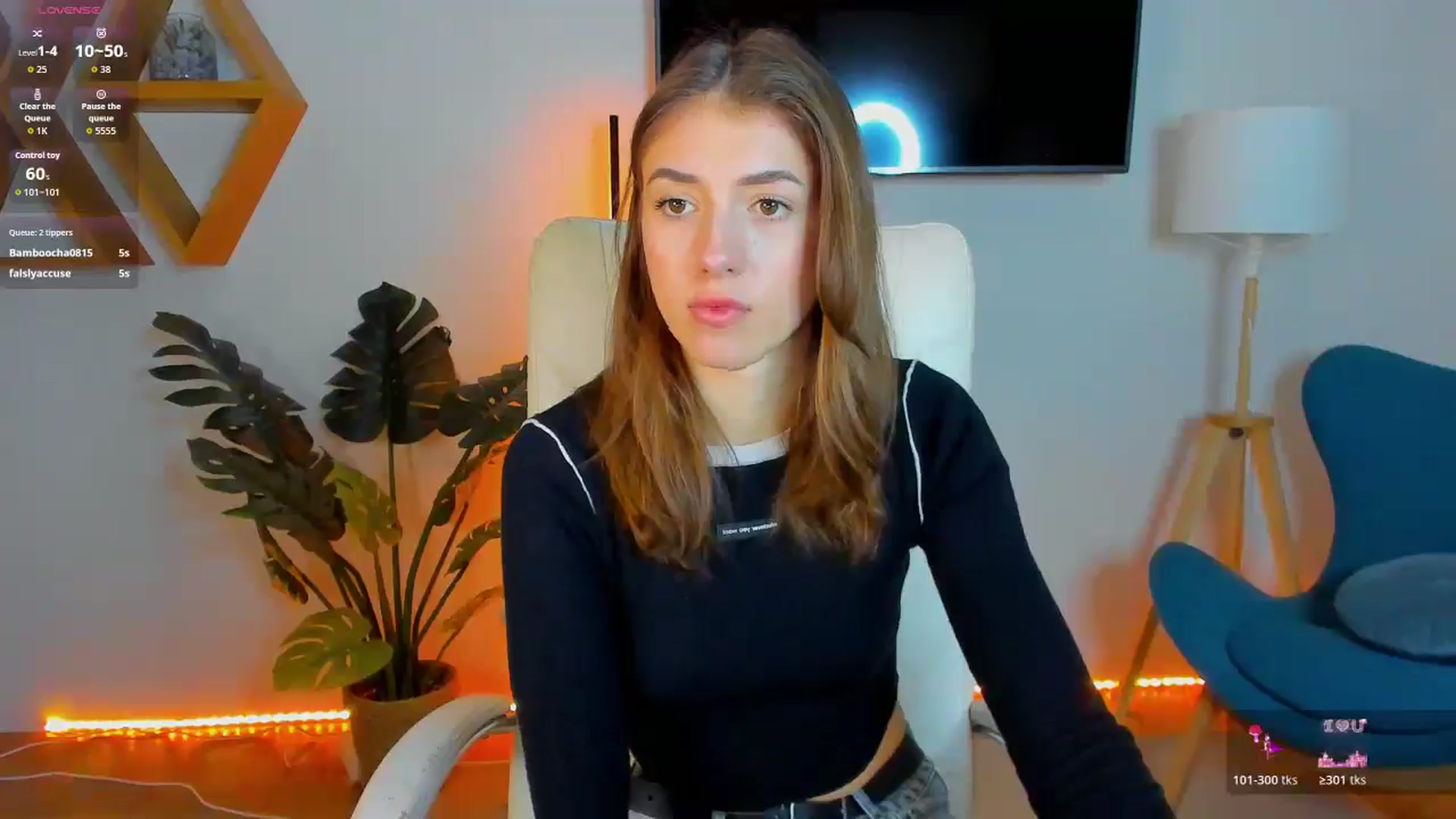 Gallery image thumbnail from Sweet__Vikki's myfreecams stream on, 02/09/2026, 10:57 image 13 of 20