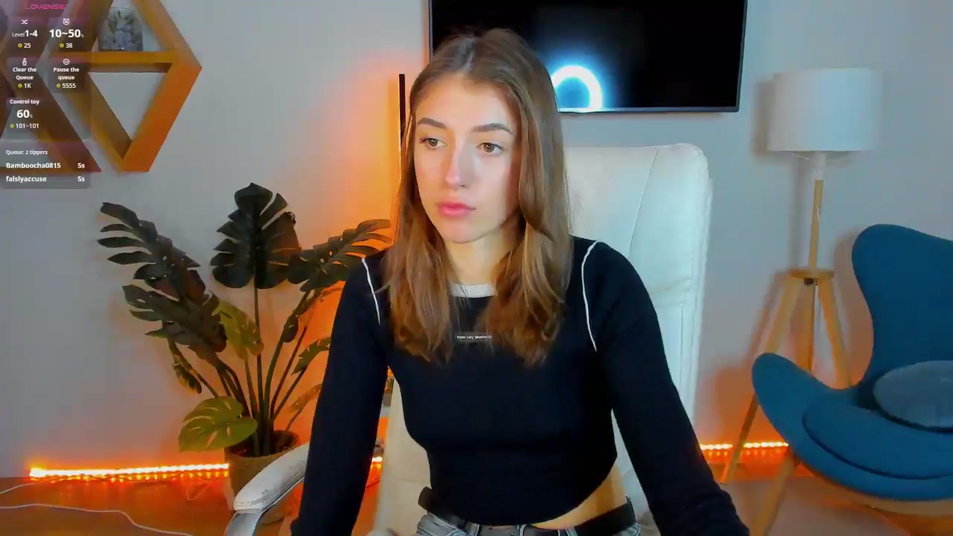 Gallery image thumbnail from Sweet__Vikki's myfreecams stream on, 02/09/2026, 10:57 image 19 of 20