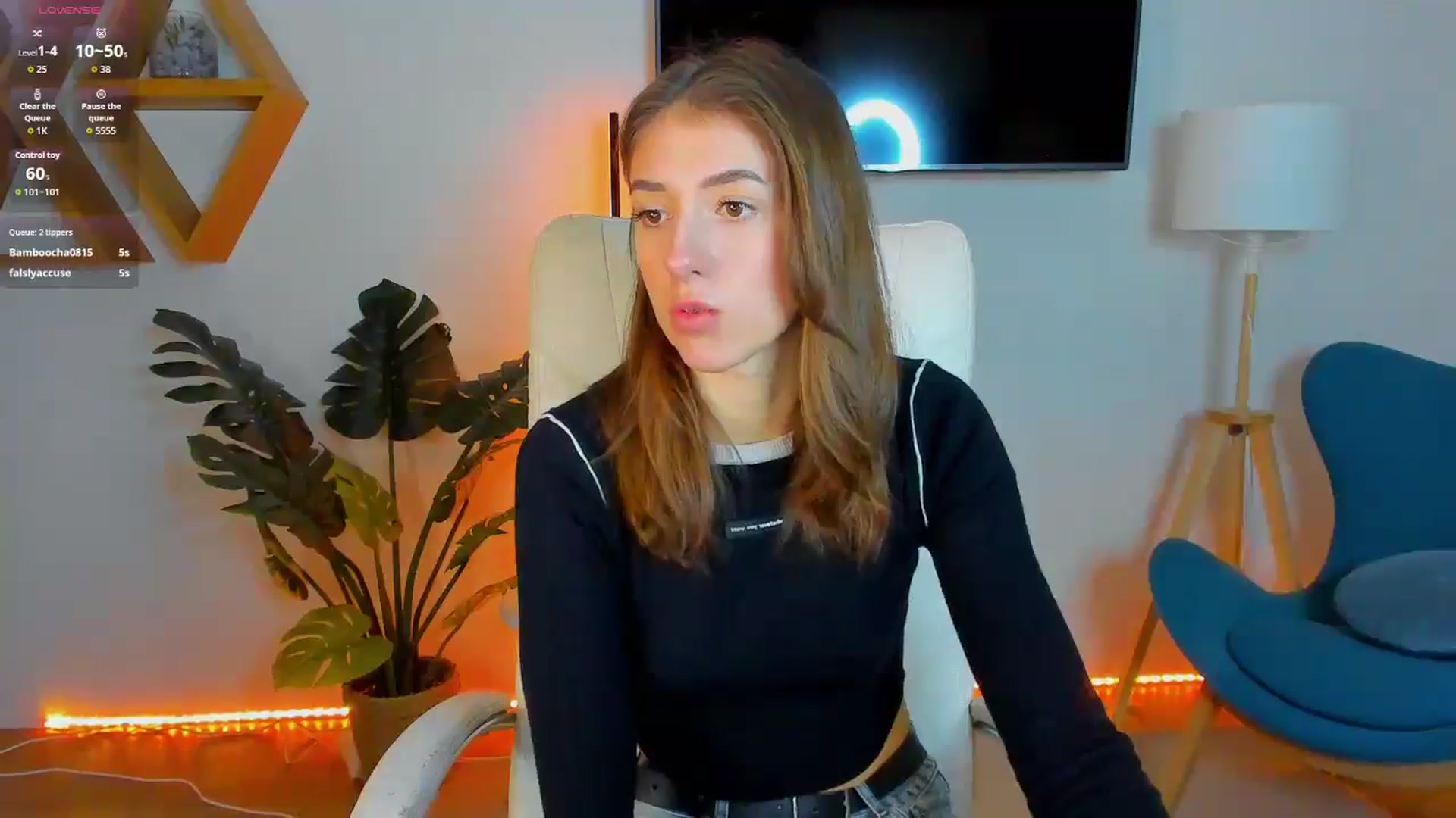 Gallery image thumbnail from Sweet__Vikki's myfreecams stream on, 02/09/2026, 10:57 image 10 of 20