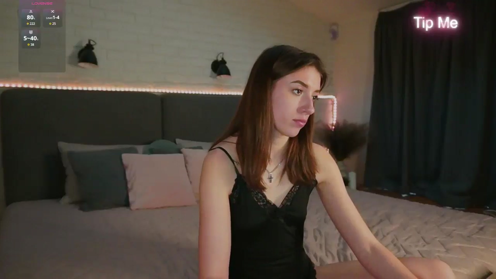 Gallery image thumbnail from Sweet__Vikki's myfreecams stream on, 02/27/2026, 14:12 image 17 of 20