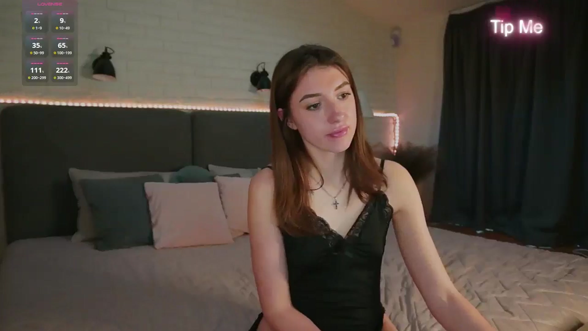 Gallery image thumbnail from Sweet__Vikki's myfreecams stream on, 02/27/2026, 14:12 image 14 of 20