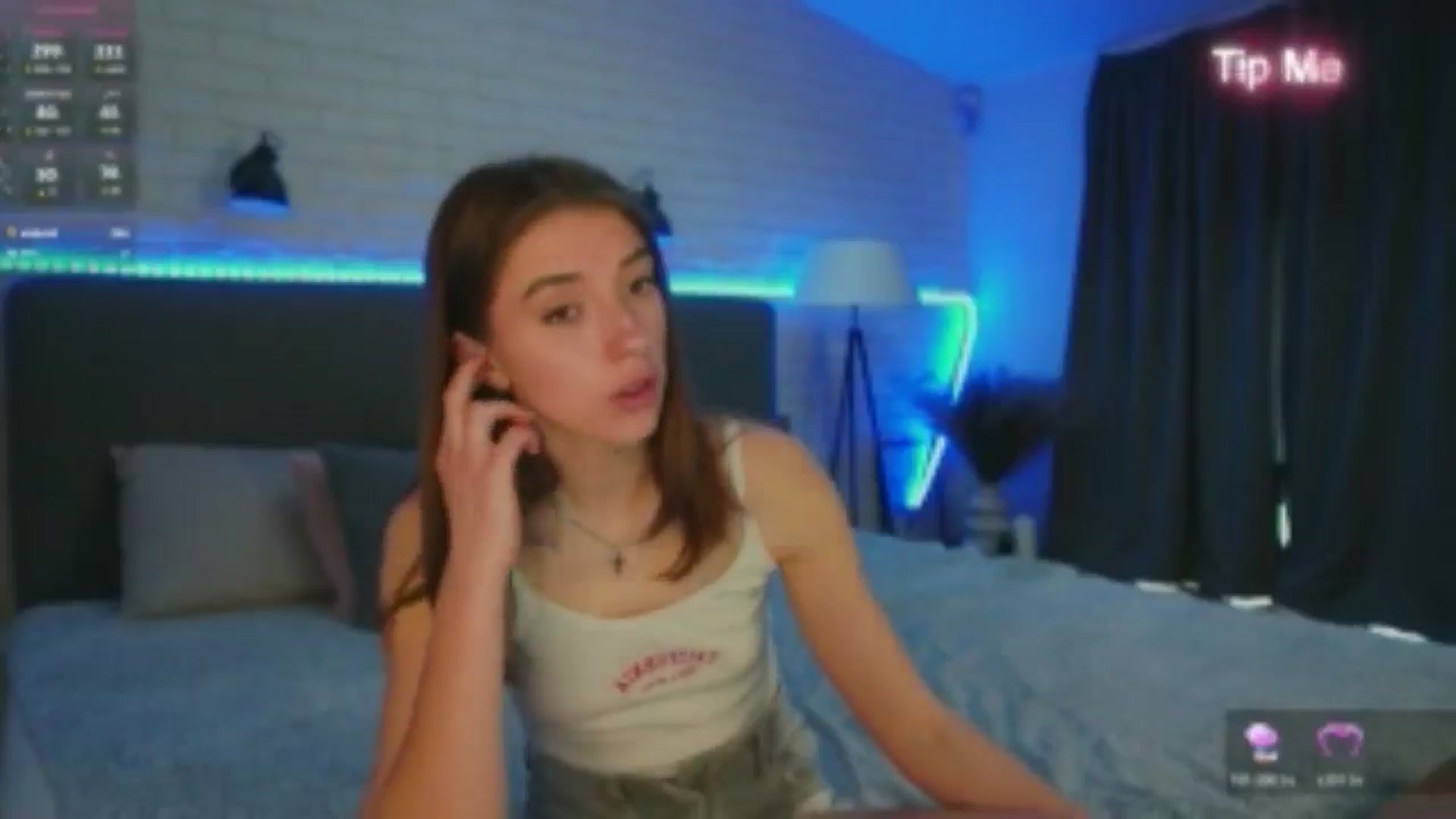 Gallery image thumbnail from Sweet__Vikki's myfreecams stream on, 03/20/2026, 14:10 image 14 of 20