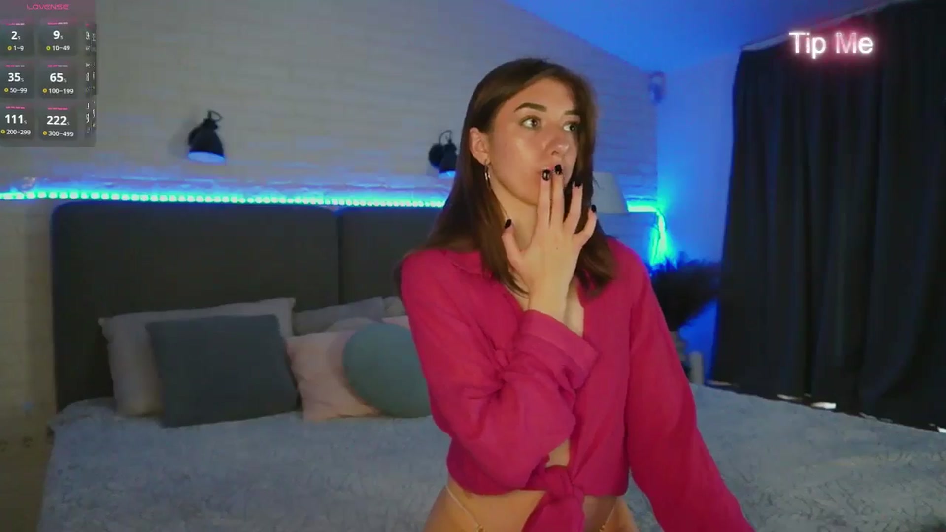 Gallery image thumbnail from Sweet__Vikki's myfreecams stream on, 03/30/2026, 12:53 image 17 of 20