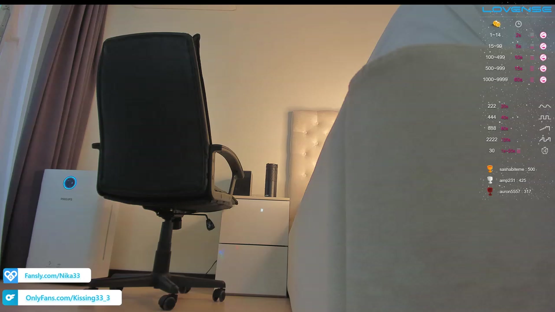 Gallery image thumbnail from Sweet_est777's myfreecams stream on, 01/09/2023, 16:36 image 16 of 20