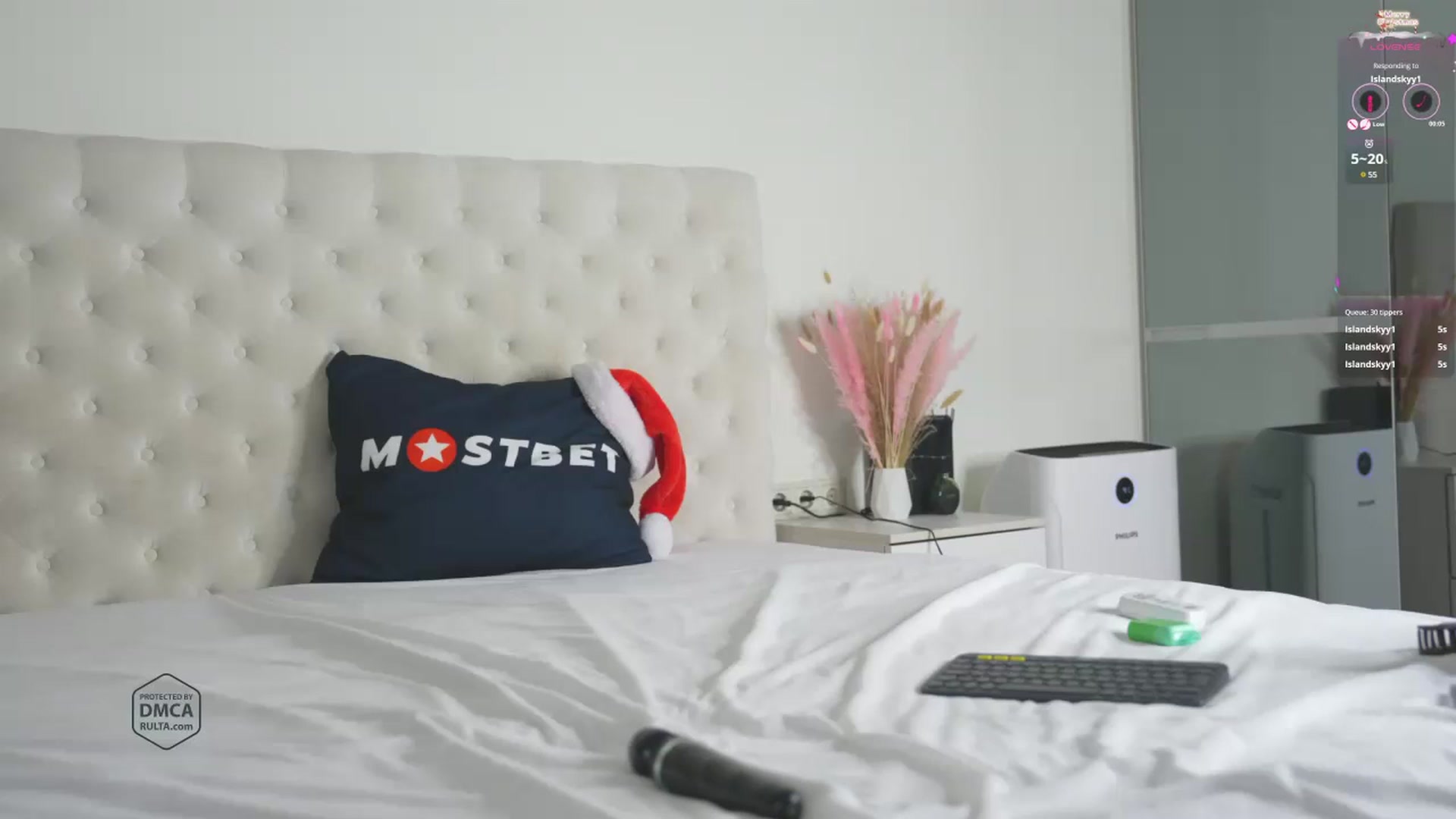 Gallery image thumbnail from Sweet_est777's myfreecams stream on, 12/18/2024, 07:20 image 4 of 20