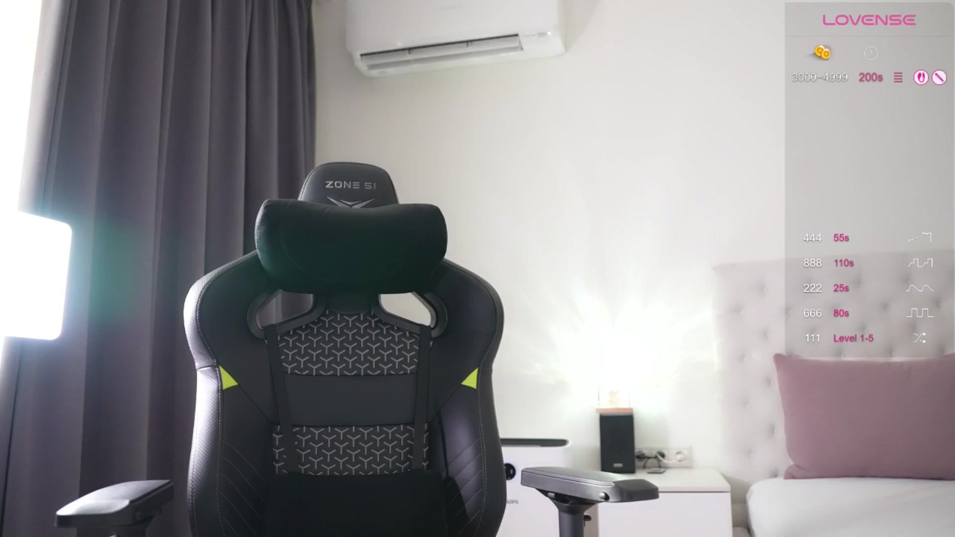 Gallery image thumbnail from Sweet_est777's myfreecams stream on, 07/31/2025, 16:16 image 9 of 20