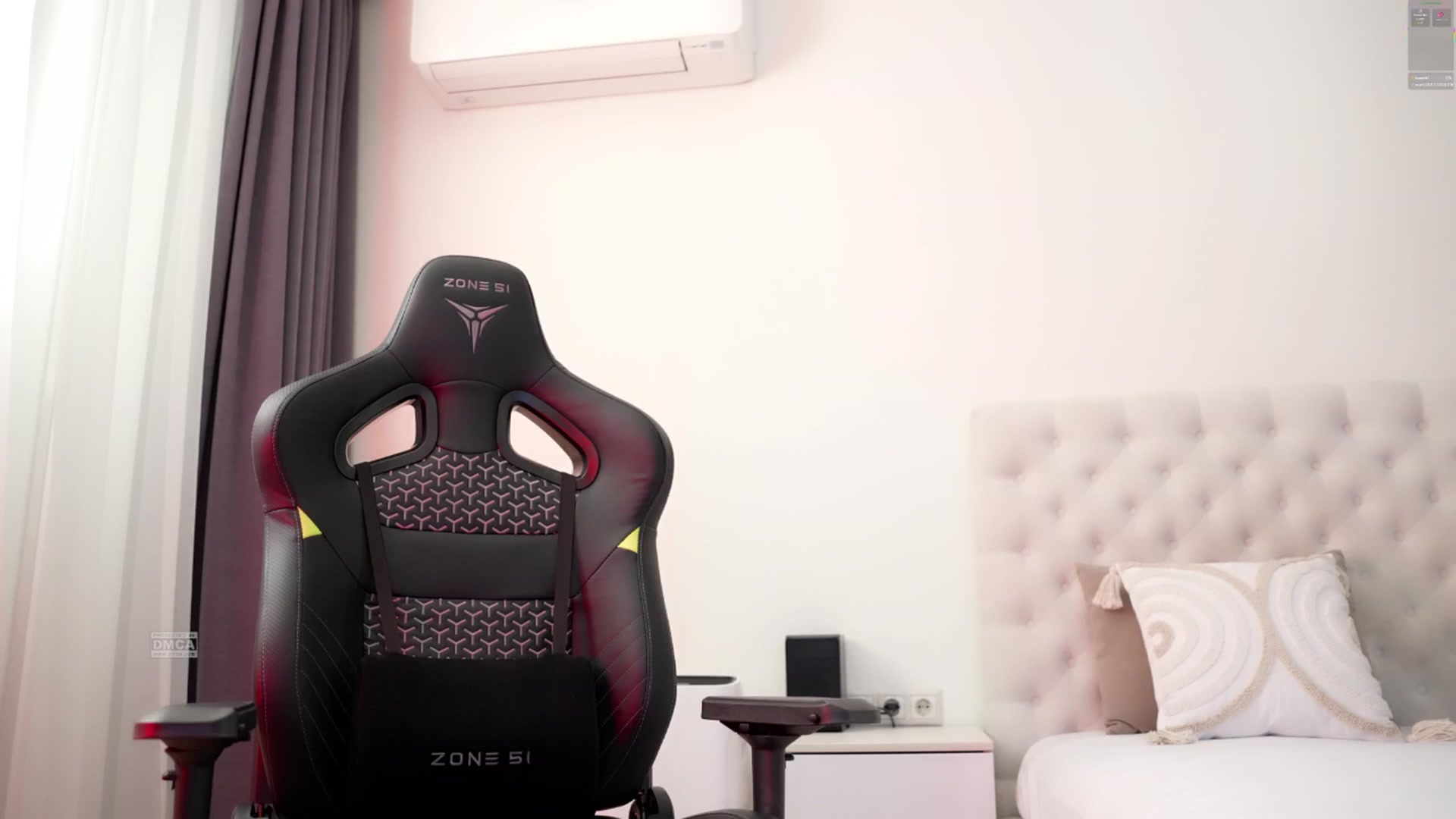 Gallery image thumbnail from Sweet_est777's myfreecams stream on, 01/21/2026, 19:03 image 1 of 20