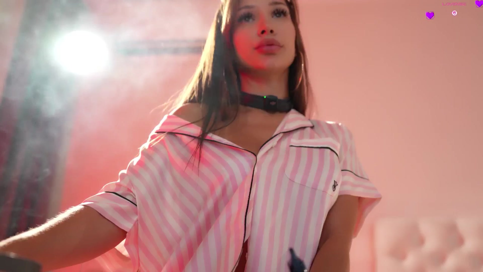 Gallery image thumbnail from Sweet_est777's myfreecams stream on, 04/15/2026, 21:23 image 9 of 20