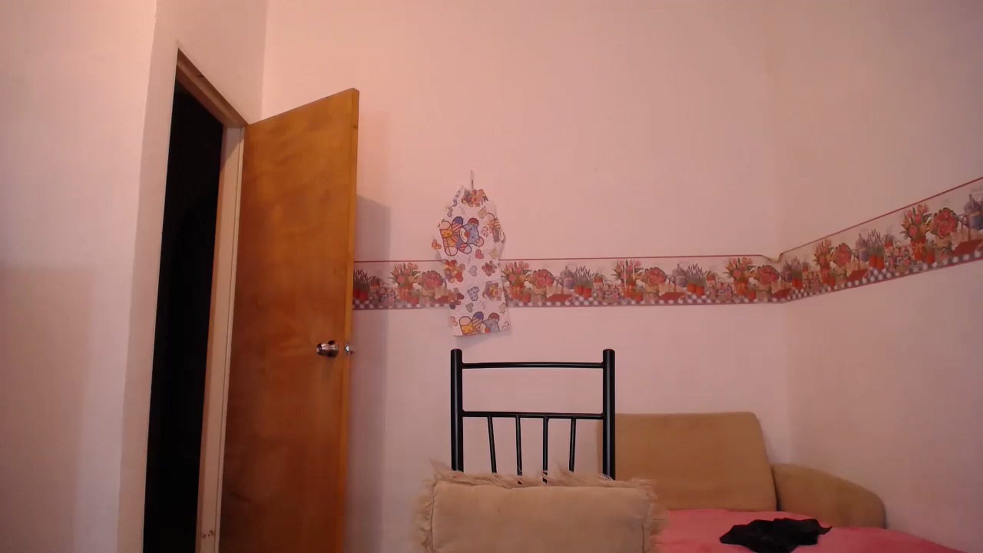 Gallery image thumbnail from Sweet_fabi's myfreecams stream on, 11/18/2022, 10:33 image 12 of 20