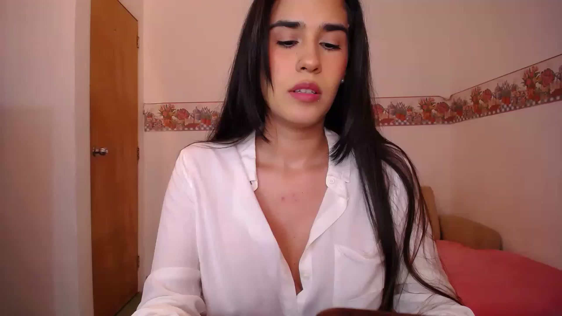 Gallery image thumbnail from Sweet_fabi's myfreecams stream on, 11/18/2022, 10:33 image 14 of 20