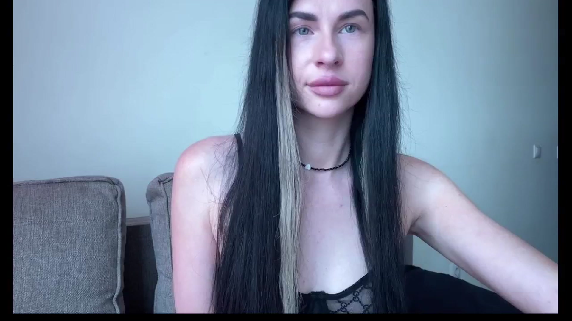 Gallery image thumbnail from Sweet_monic's myfreecams stream on, 04/25/2025, 08:01 image 17 of 20
