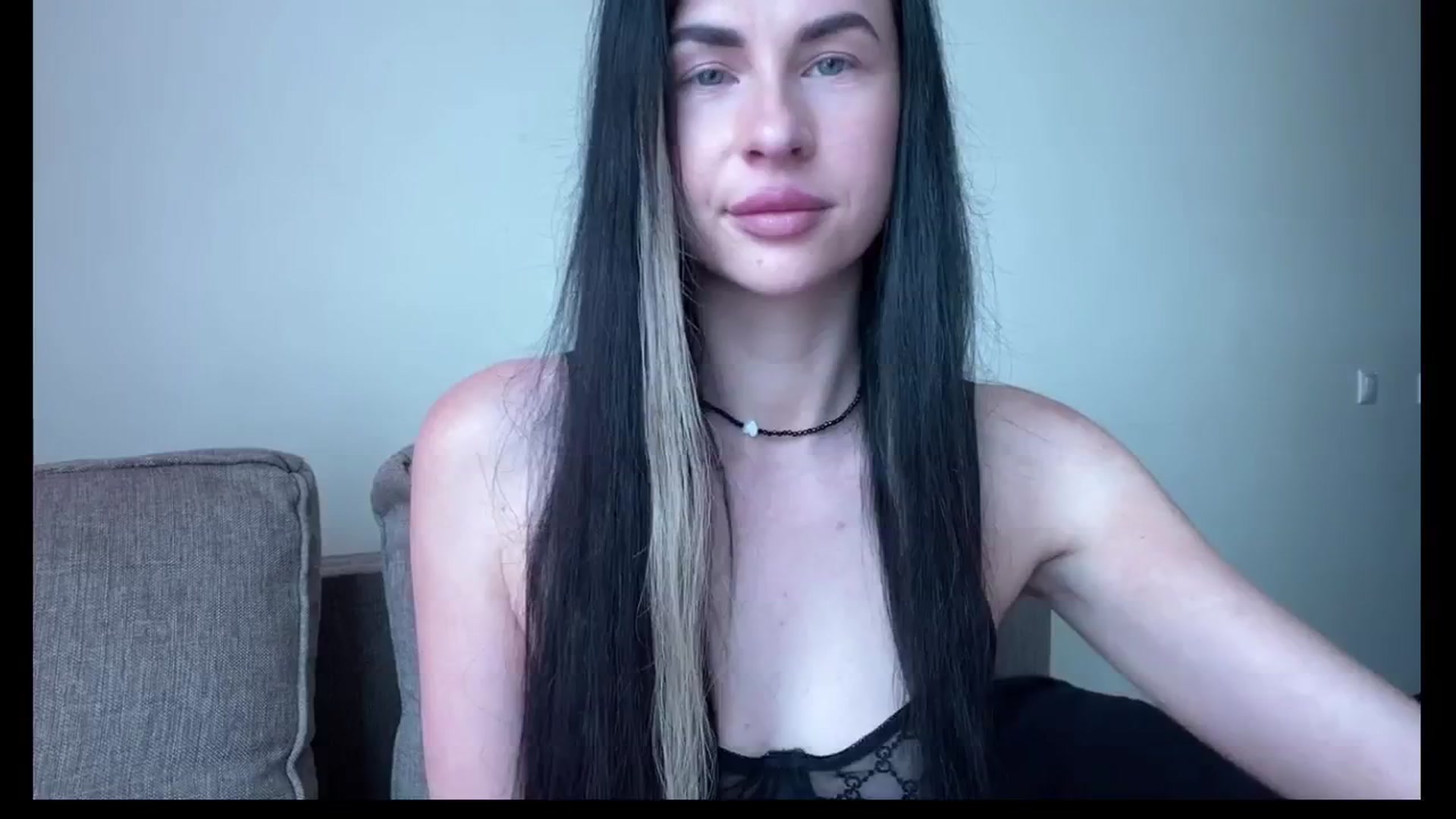 Gallery image thumbnail from Sweet_monic's myfreecams stream on, 04/25/2025, 08:01 image 18 of 20