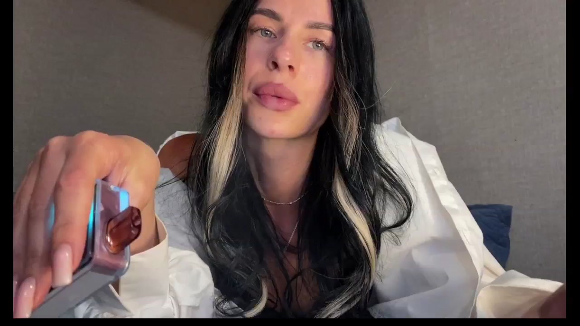 Gallery image thumbnail from Sweet_monic's myfreecams stream on, 07/09/2025, 15:27 image 13 of 20
