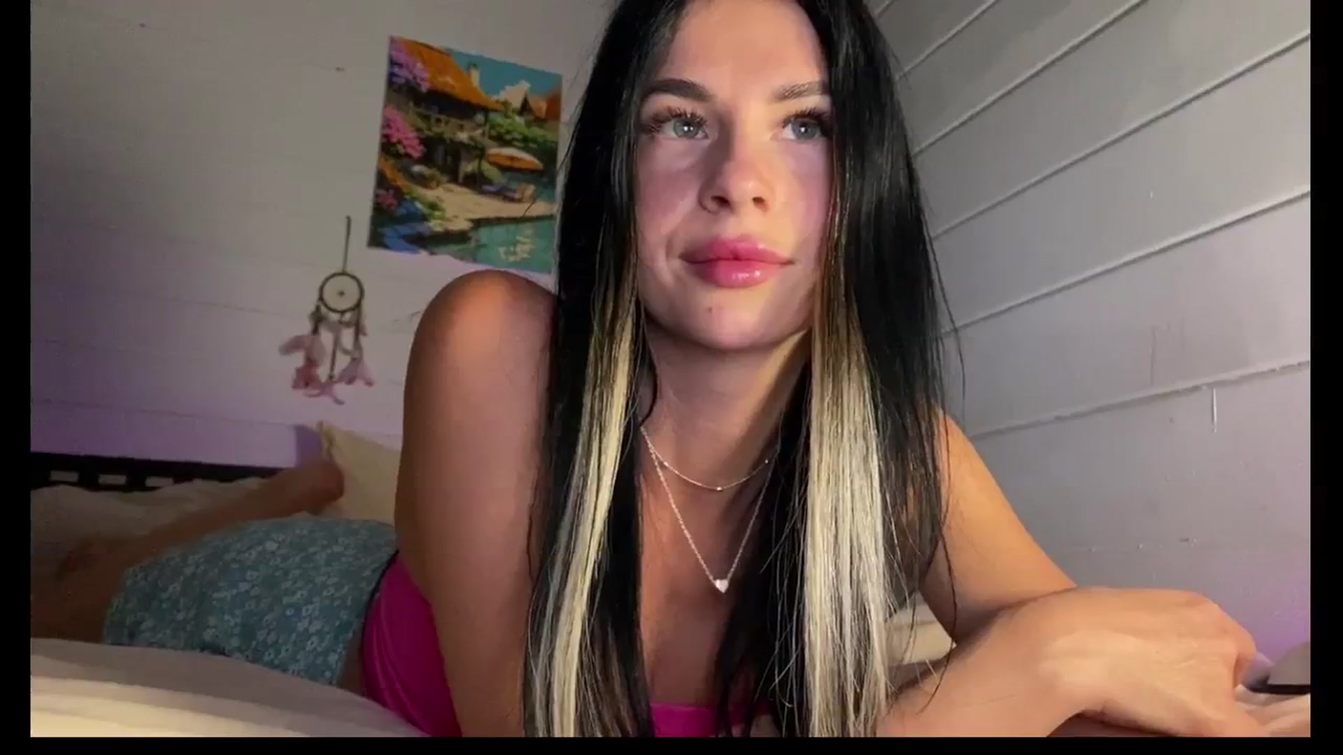 Gallery image thumbnail from Sweet_monic's myfreecams stream on, 07/14/2025, 17:25 image 7 of 20