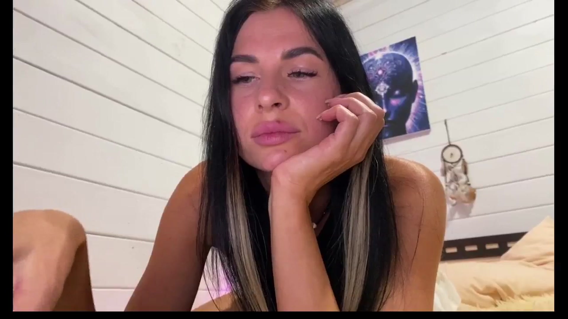 Gallery image thumbnail from Sweet_monic's myfreecams stream on, 07/19/2025, 18:59 image 10 of 20