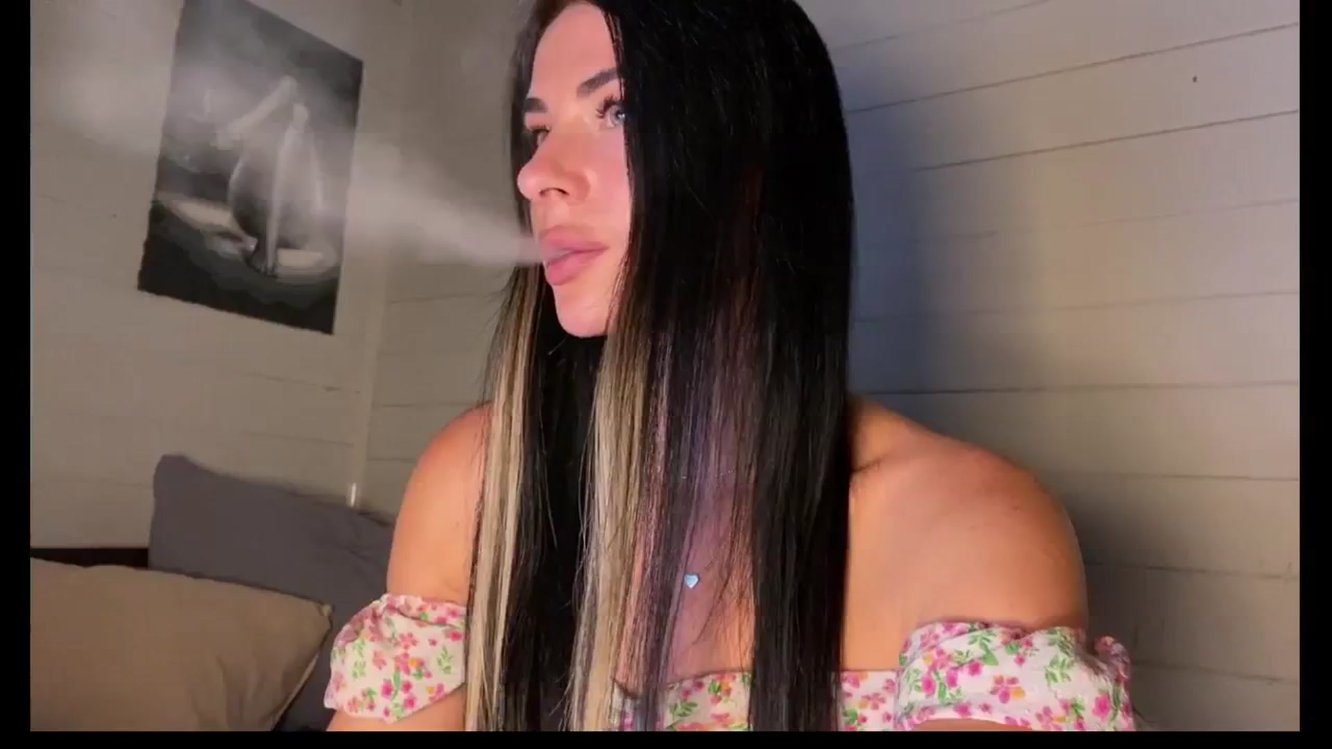 Gallery image thumbnail from Sweet_monic's myfreecams stream on, 08/30/2025, 18:49 image 2 of 20