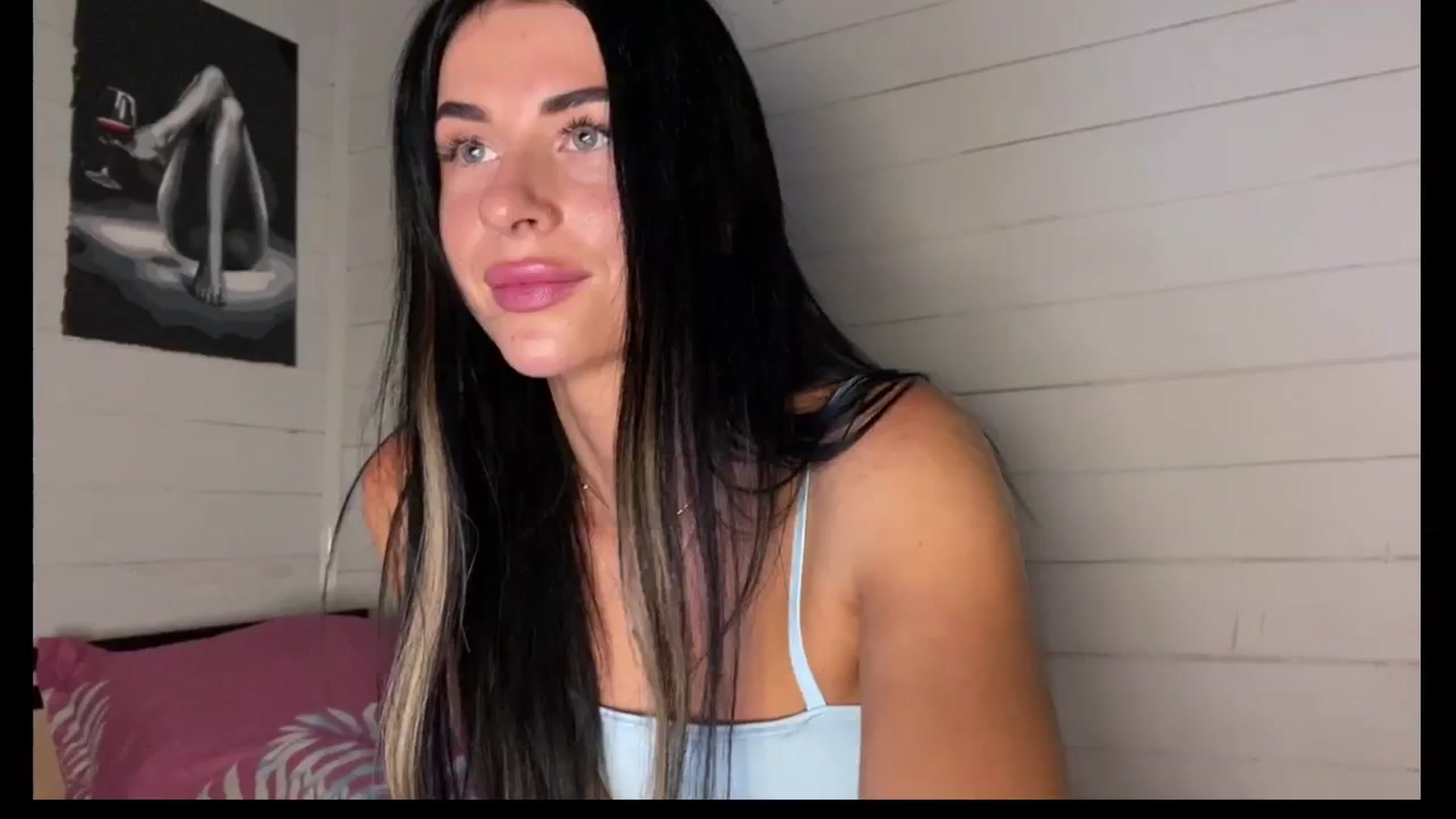 Gallery image thumbnail from Sweet_monic's myfreecams stream on, 09/25/2025, 15:30 image 9 of 20