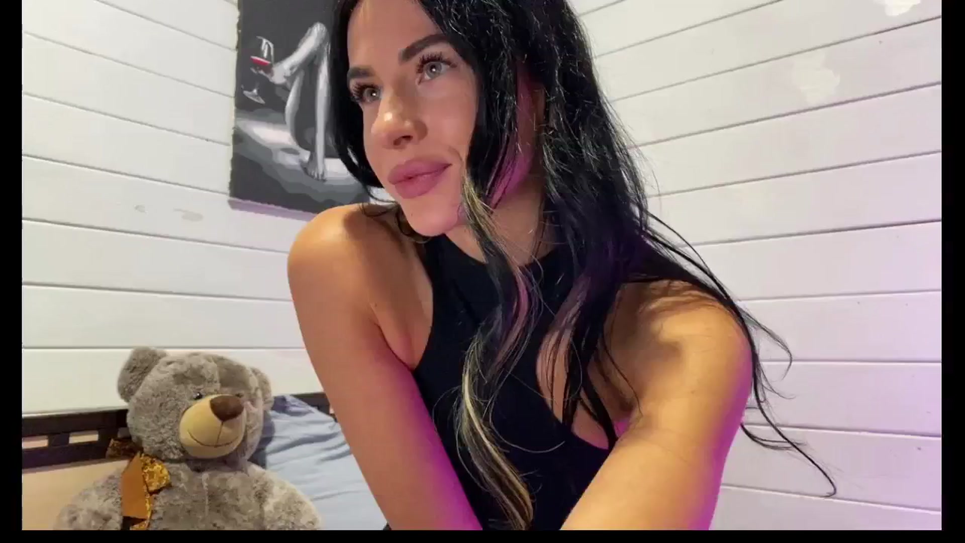 Gallery image thumbnail from Sweet_monic's myfreecams stream on, 10/11/2025, 14:18 image 9 of 20