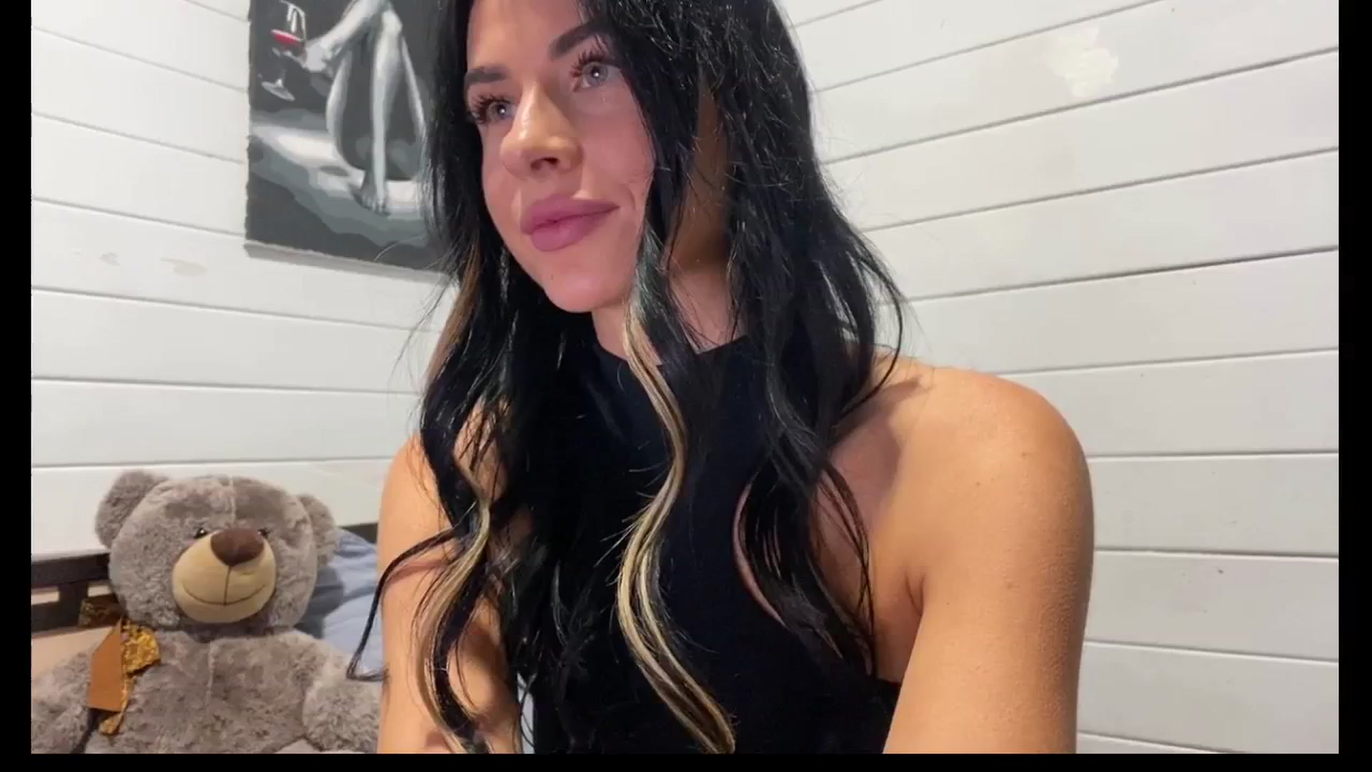 Gallery image thumbnail from Sweet_monic's myfreecams stream on, 10/11/2025, 15:33 image 10 of 20