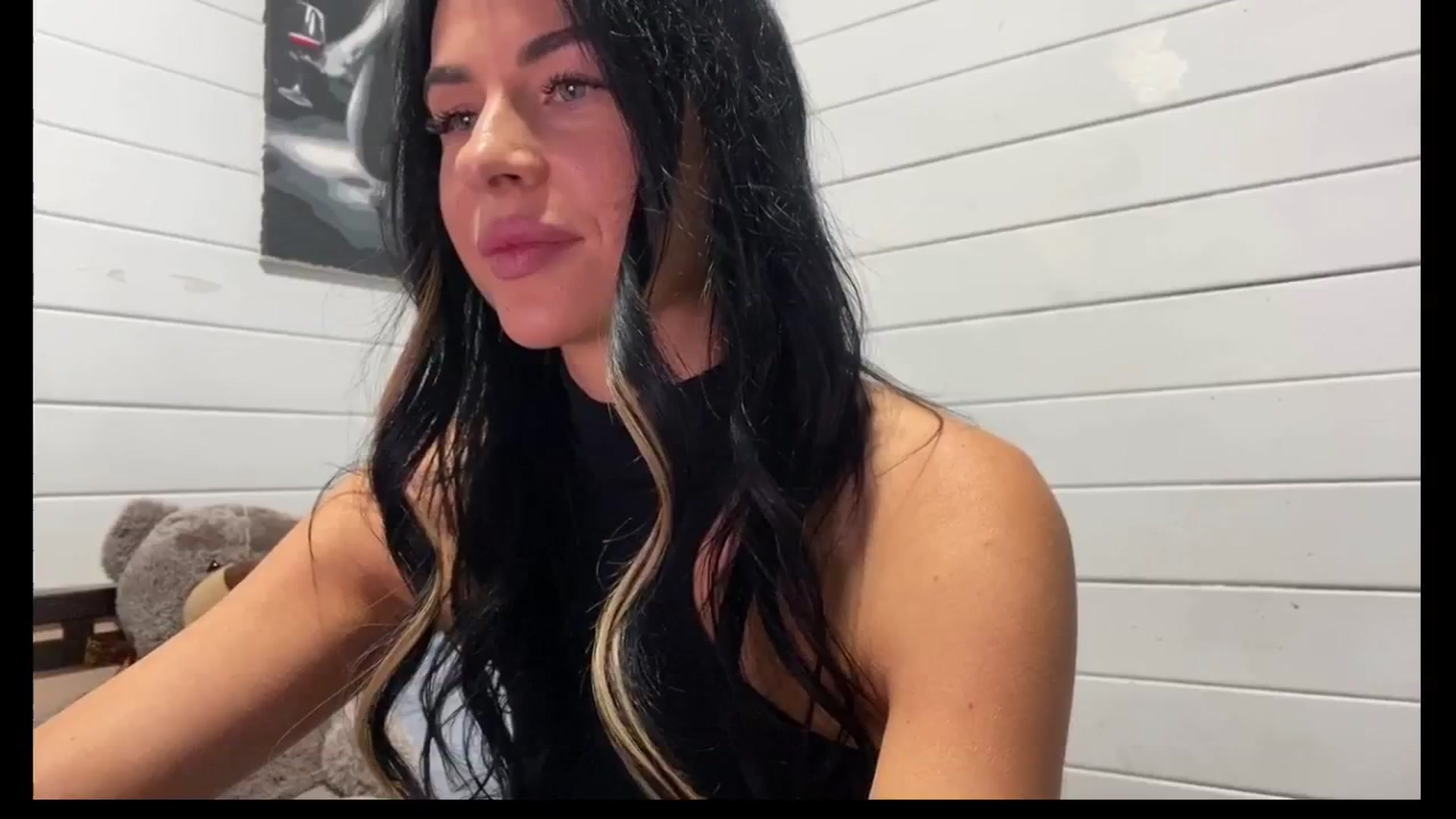 Gallery image thumbnail from Sweet_monic's myfreecams stream on, 10/11/2025, 15:33 image 14 of 20