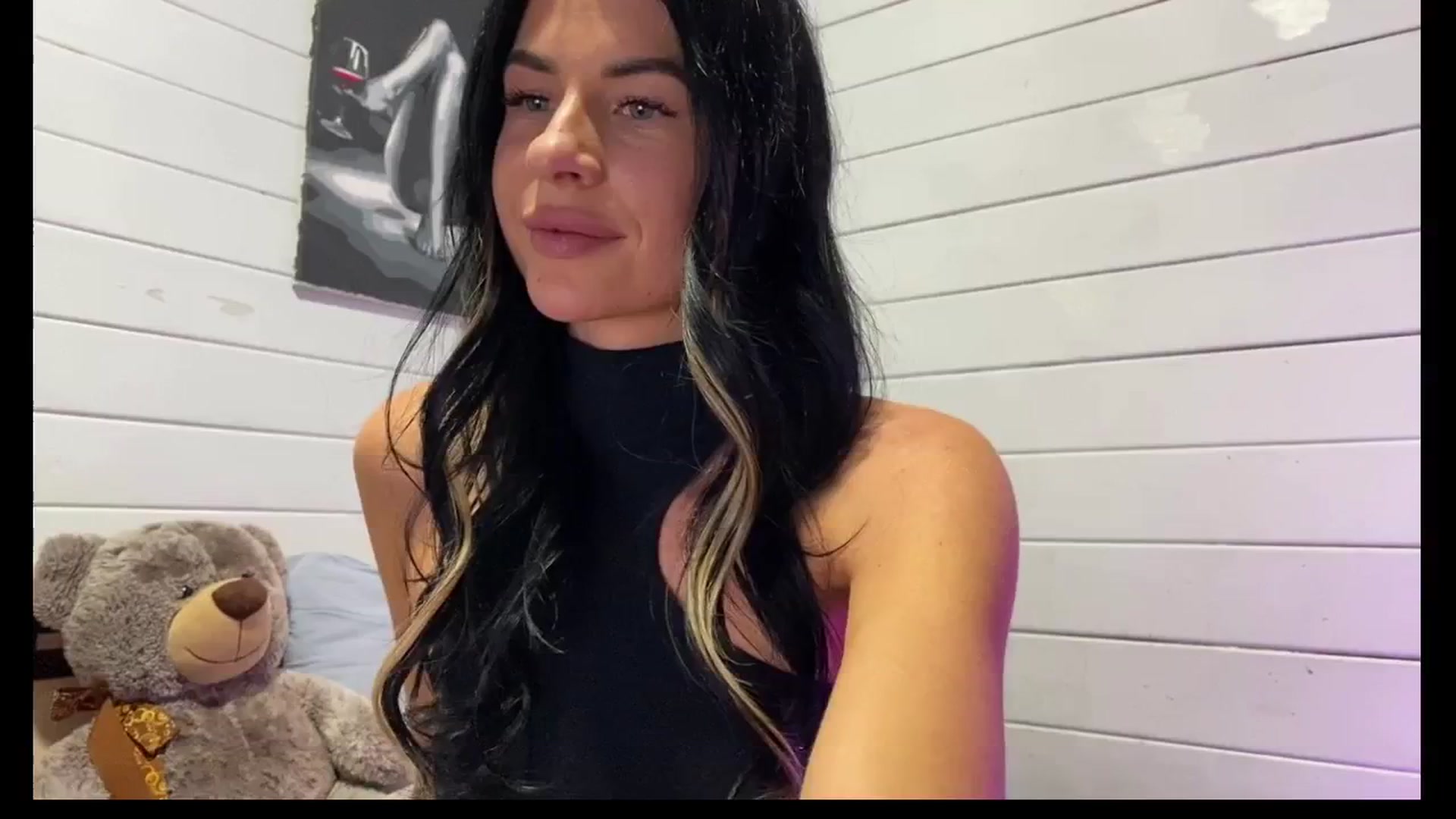 Gallery image thumbnail from Sweet_monic's myfreecams stream on, 10/11/2025, 18:42 image 14 of 20