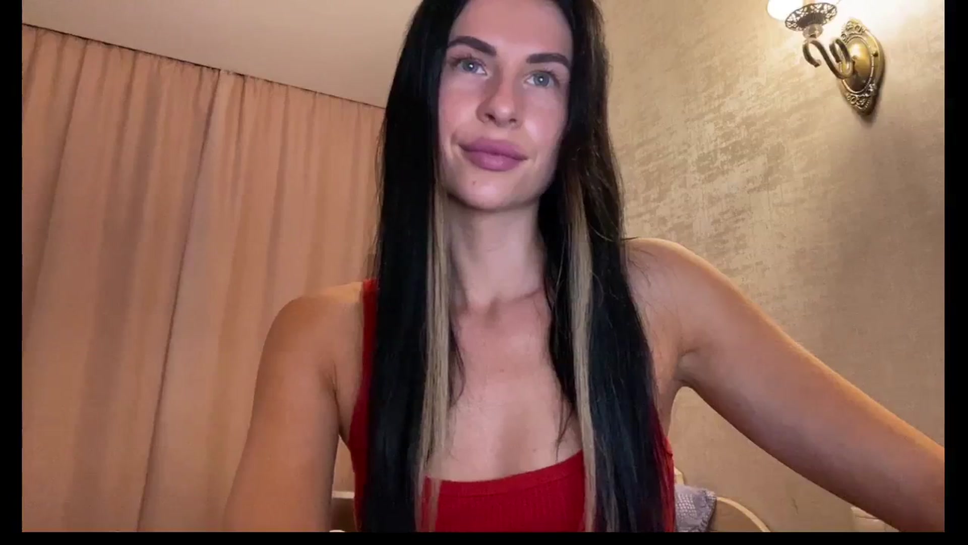 Gallery image thumbnail from Sweet_monic's myfreecams stream on, 11/17/2025, 21:11 image 16 of 20