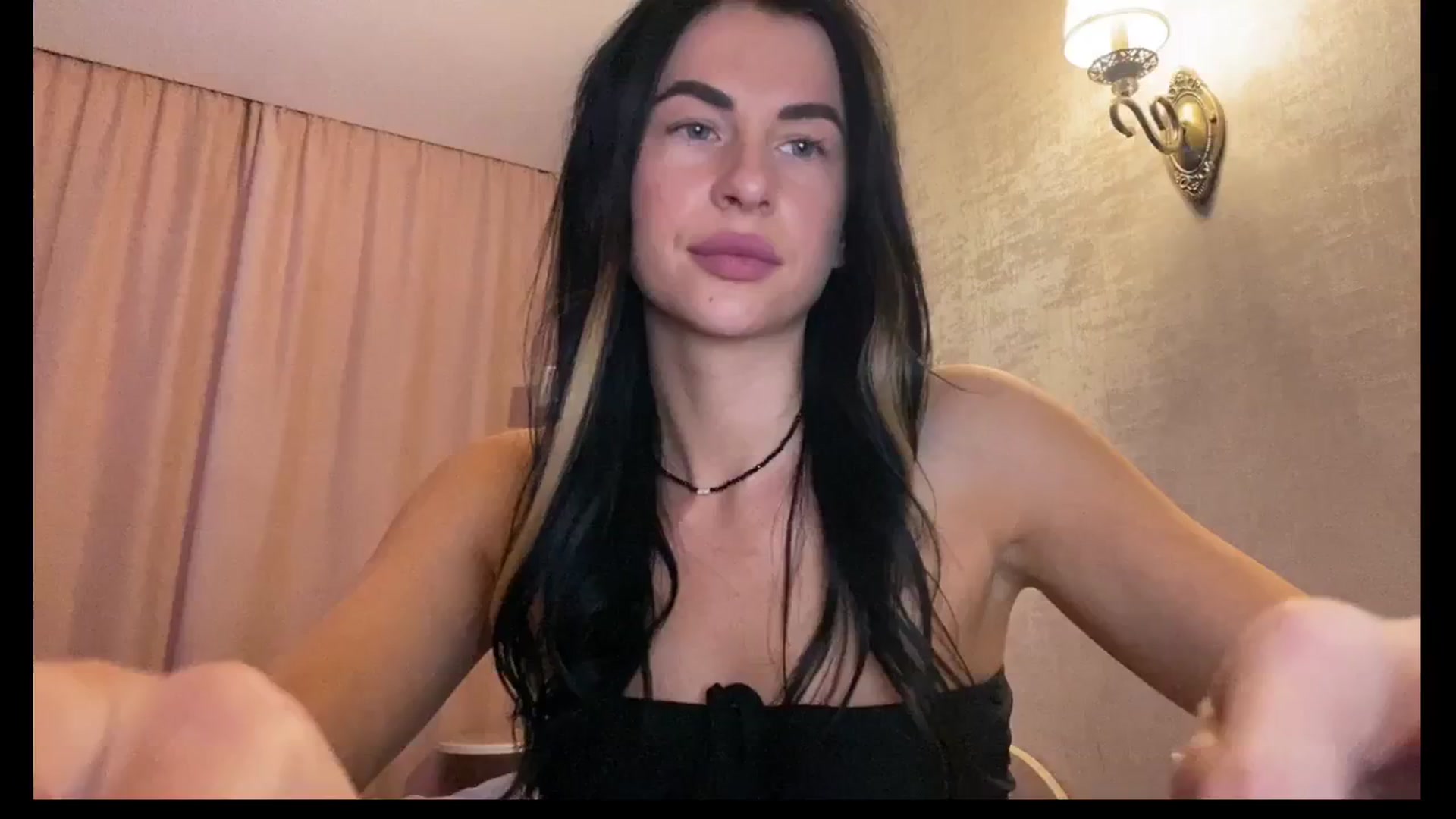Gallery image thumbnail from Sweet_monic's myfreecams stream on, 11/20/2025, 18:37 image 12 of 20