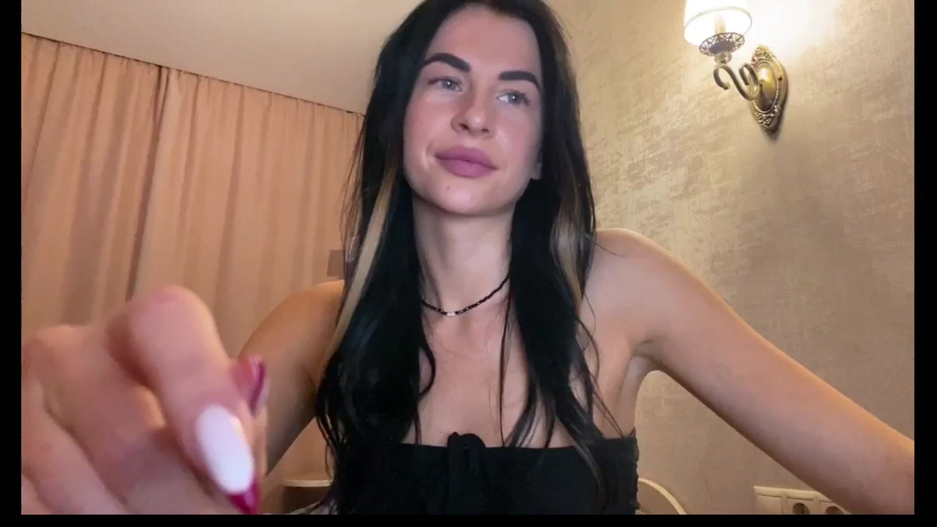 Gallery image thumbnail from Sweet_monic's myfreecams stream on, 11/20/2025, 18:37 image 15 of 20
