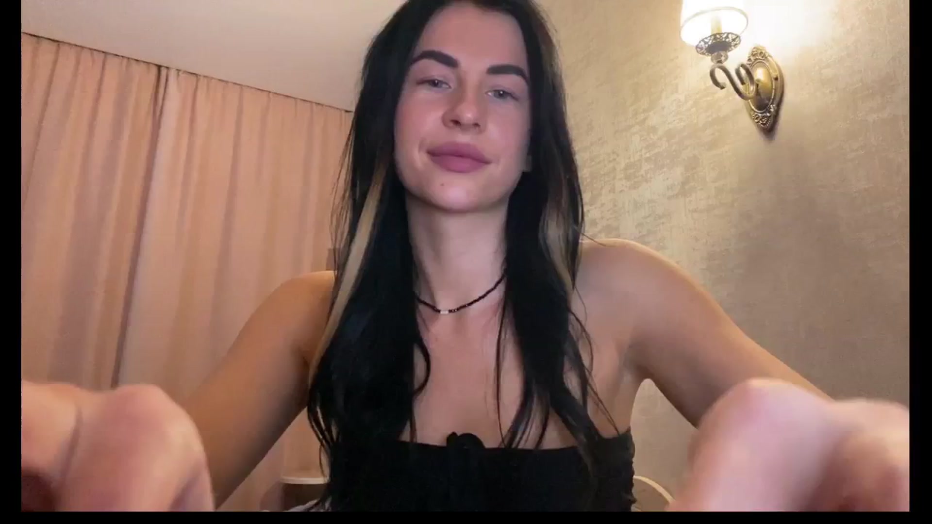 Gallery image thumbnail from Sweet_monic's myfreecams stream on, 11/20/2025, 18:37 image 16 of 20