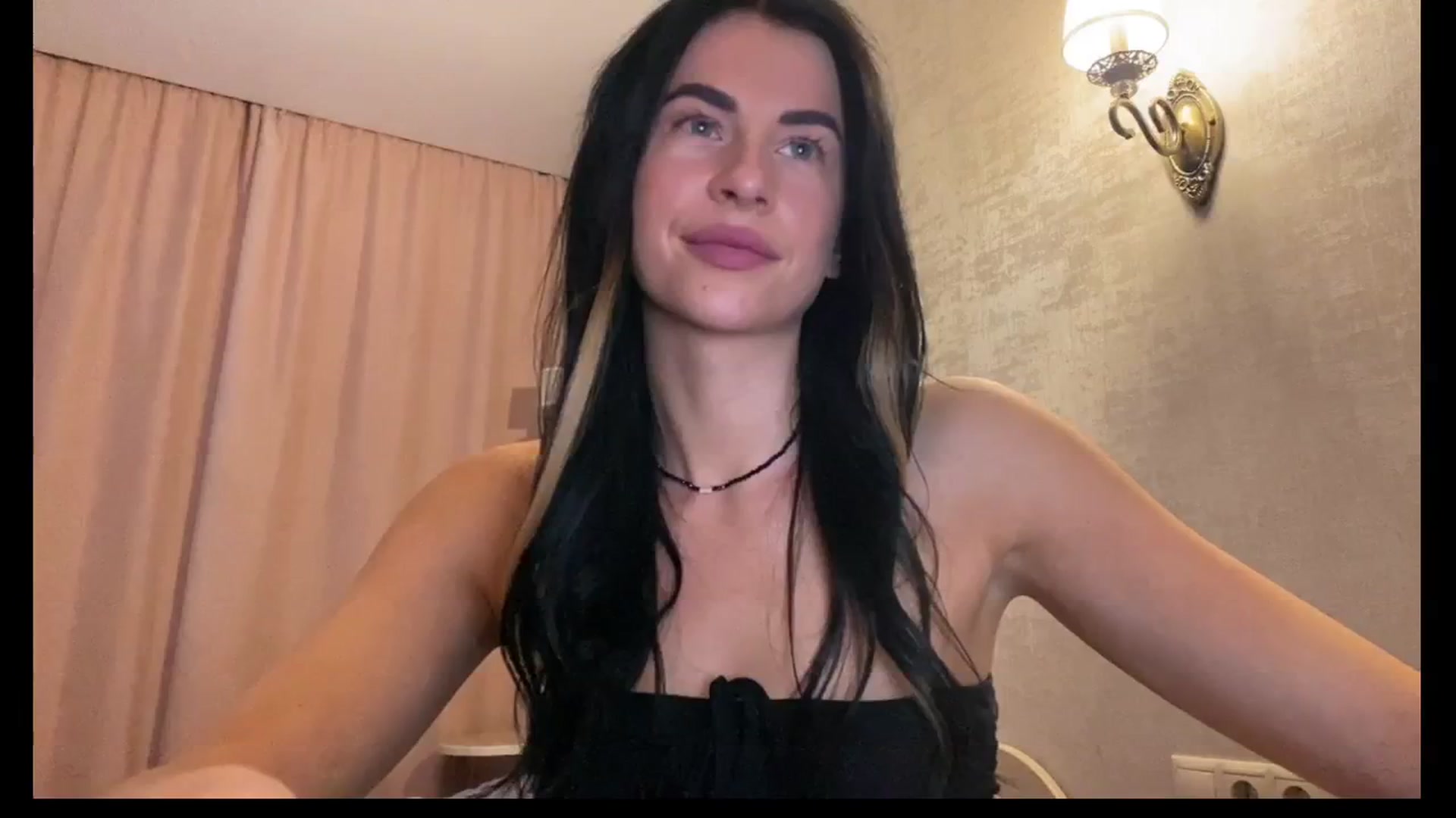 Gallery image thumbnail from Sweet_monic's myfreecams stream on, 11/20/2025, 18:37 image 17 of 20