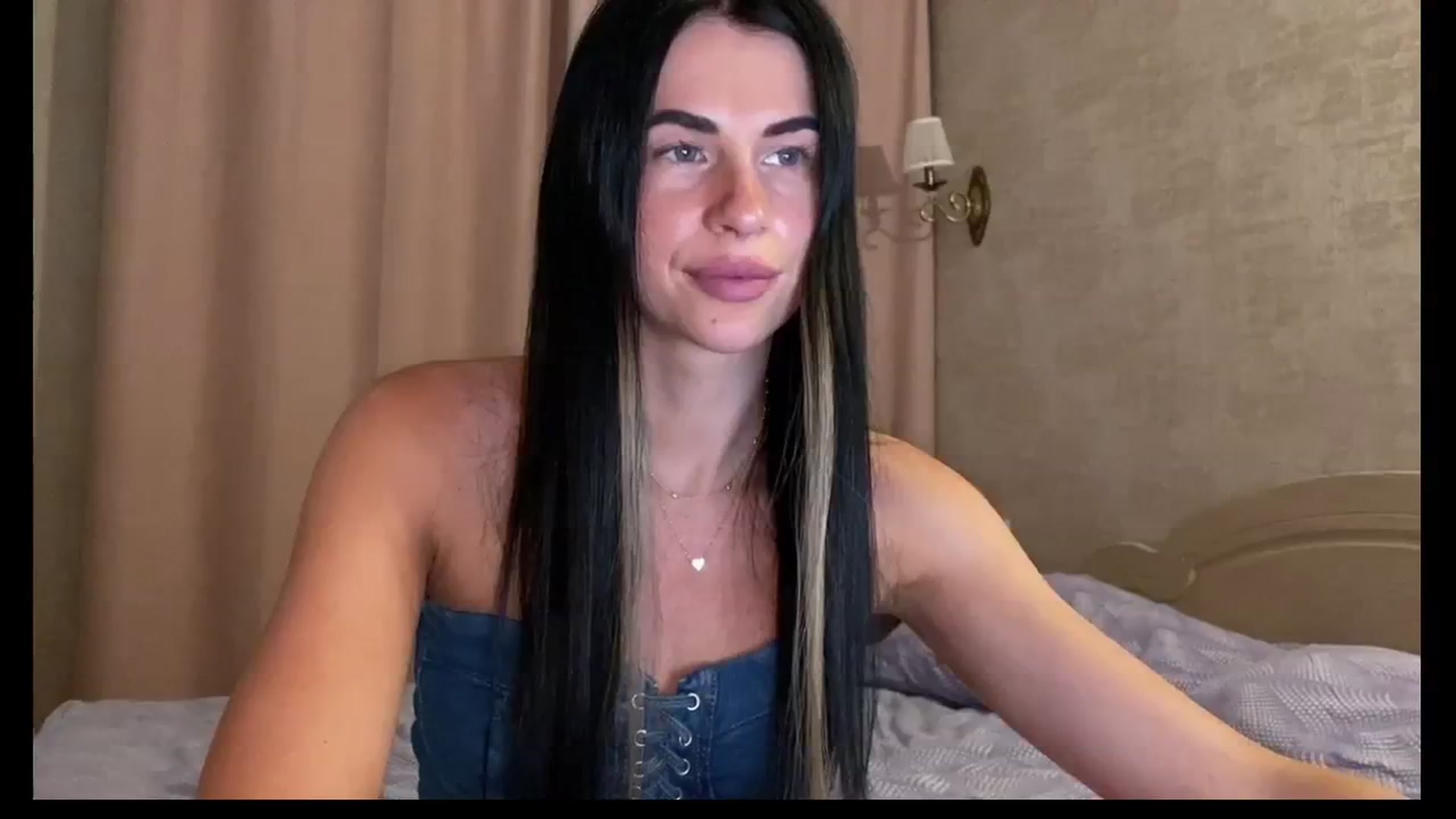 Gallery image thumbnail from Sweet_monic's myfreecams stream on, 11/22/2025, 21:43 image 19 of 20