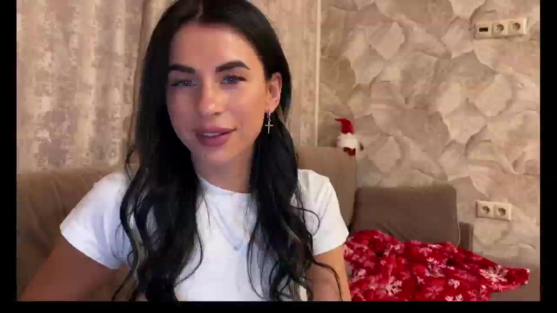 Gallery image thumbnail from Sweet_monic's myfreecams stream on, 12/13/2025, 23:00 image 11 of 20