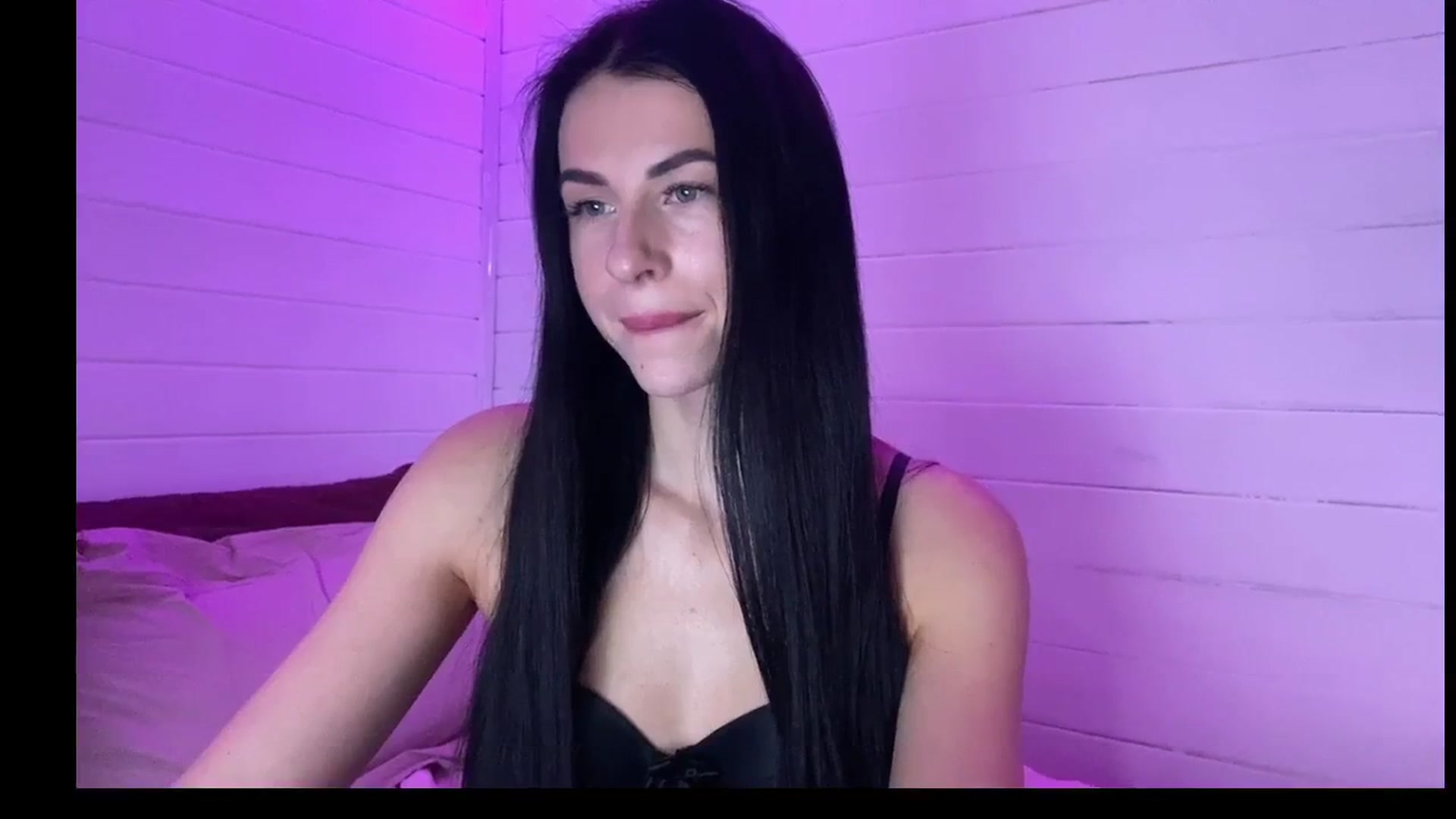 Gallery image thumbnail from Sweet_monic's myfreecams stream on, 04/13/2026, 12:32 image 7 of 20