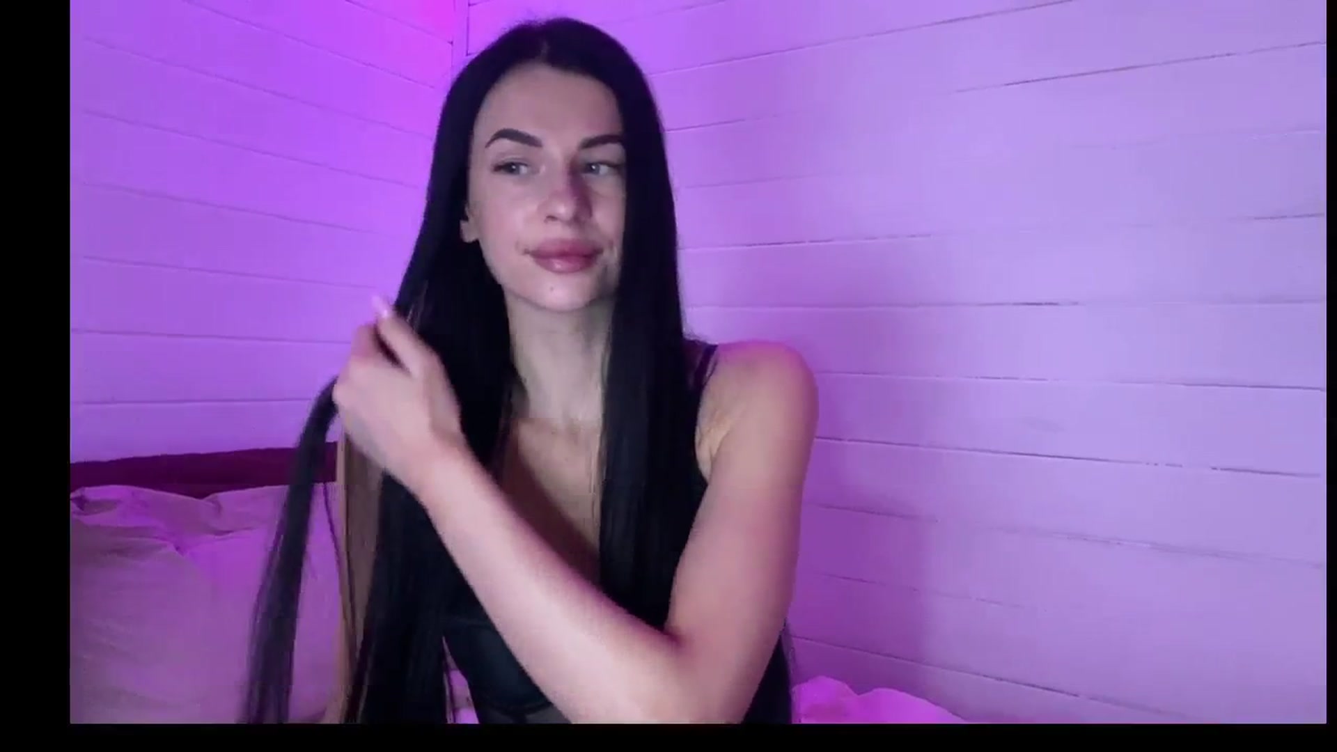 Gallery image thumbnail from Sweet_monic's myfreecams stream on, 04/13/2026, 12:32 image 5 of 20