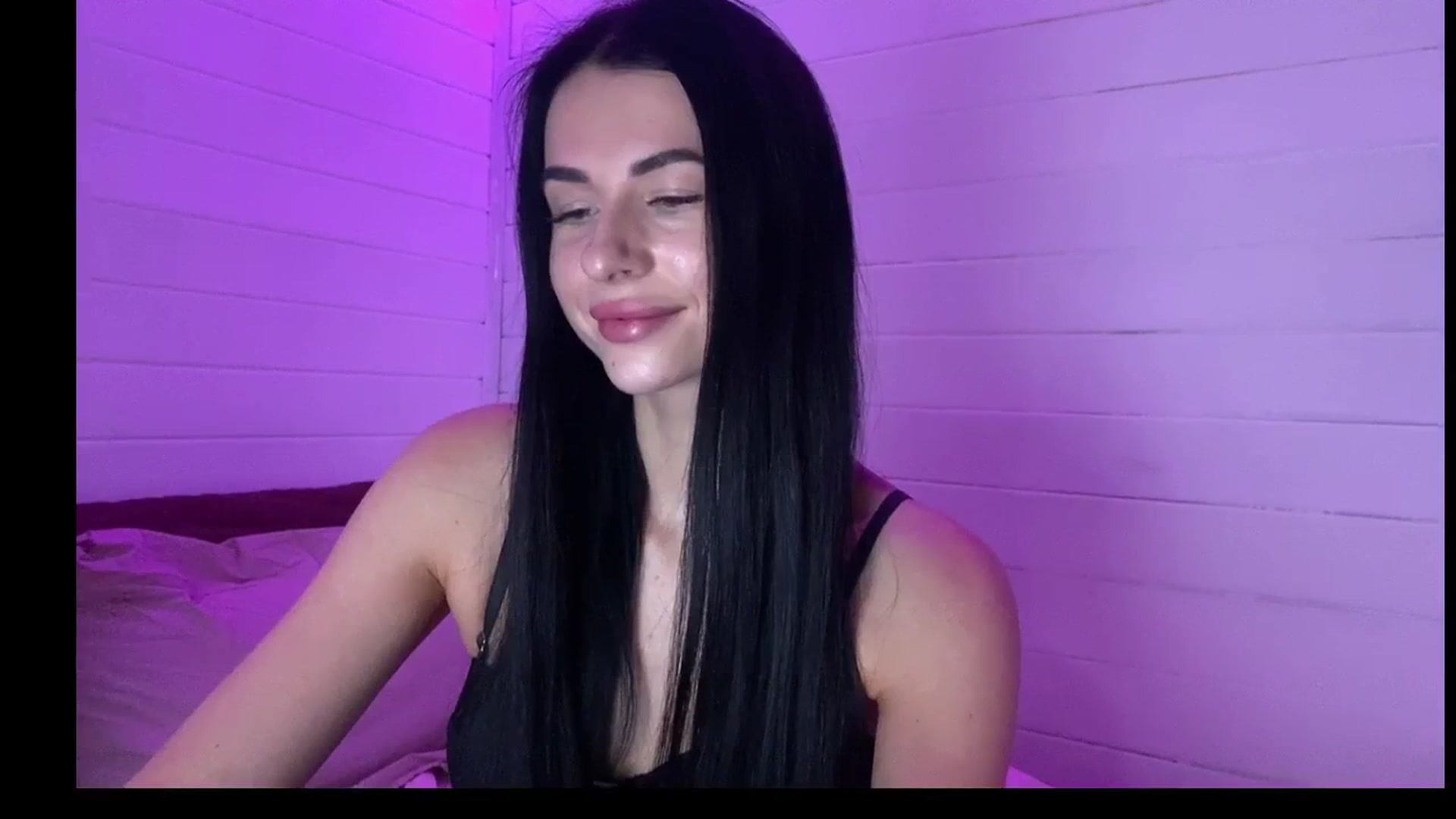 Gallery image thumbnail from Sweet_monic's myfreecams stream on, 04/13/2026, 12:32 image 20 of 20