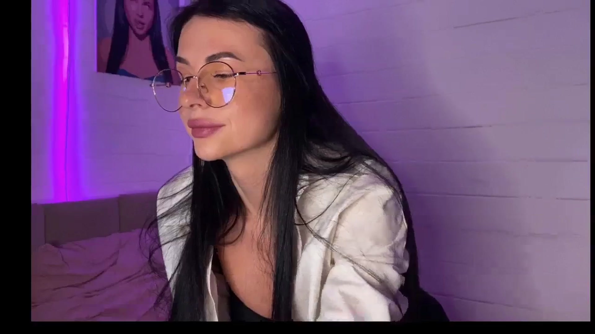 Gallery image thumbnail from Sweet_monic's myfreecams stream on, 04/22/2026, 17:47 image 10 of 20