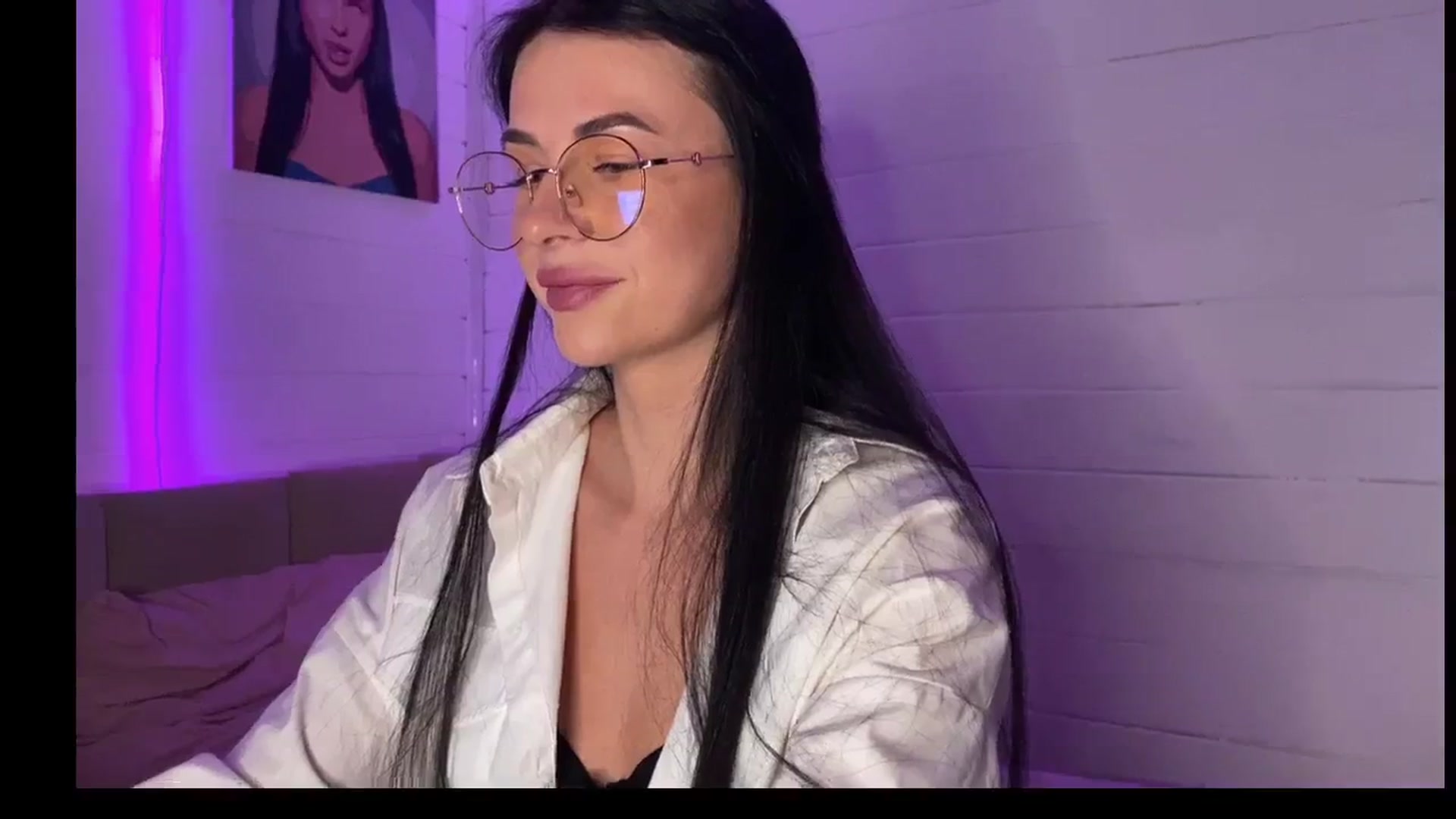 Gallery image thumbnail from Sweet_monic's myfreecams stream on, 04/22/2026, 17:47 image 7 of 20